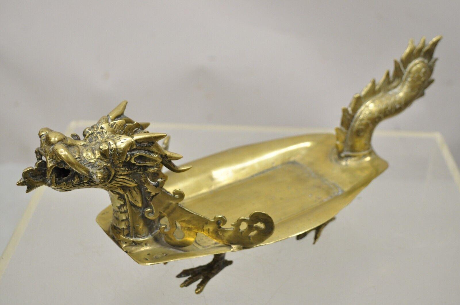 Vintage Solid Brass Dragon Form Chinese Trinket Dish Desk Accessory In Good Condition In Philadelphia, PA