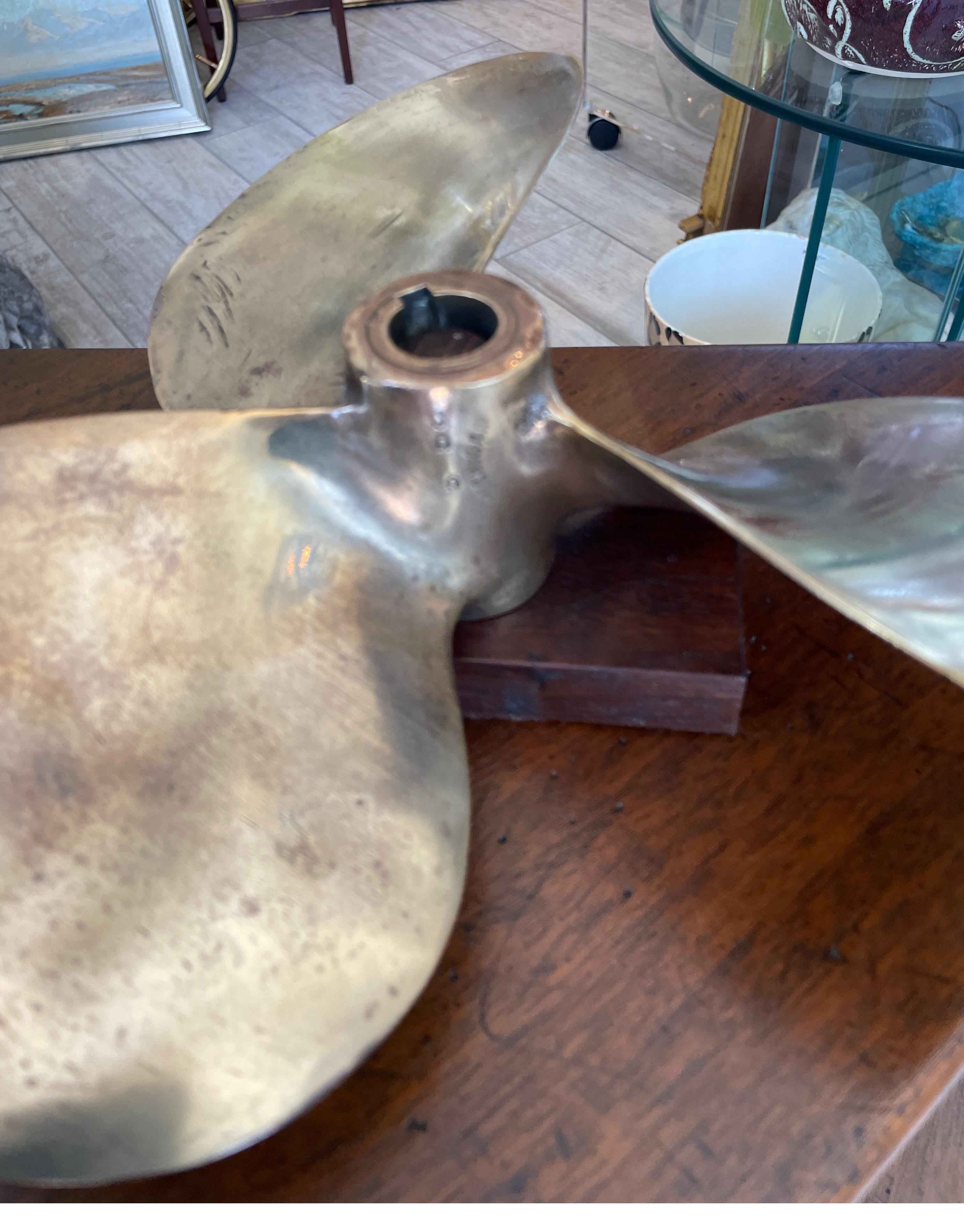 Vintage Solid Brass Propeller Paper Weight / Desk Accessory In Good Condition For Sale In West Palm Beach, FL