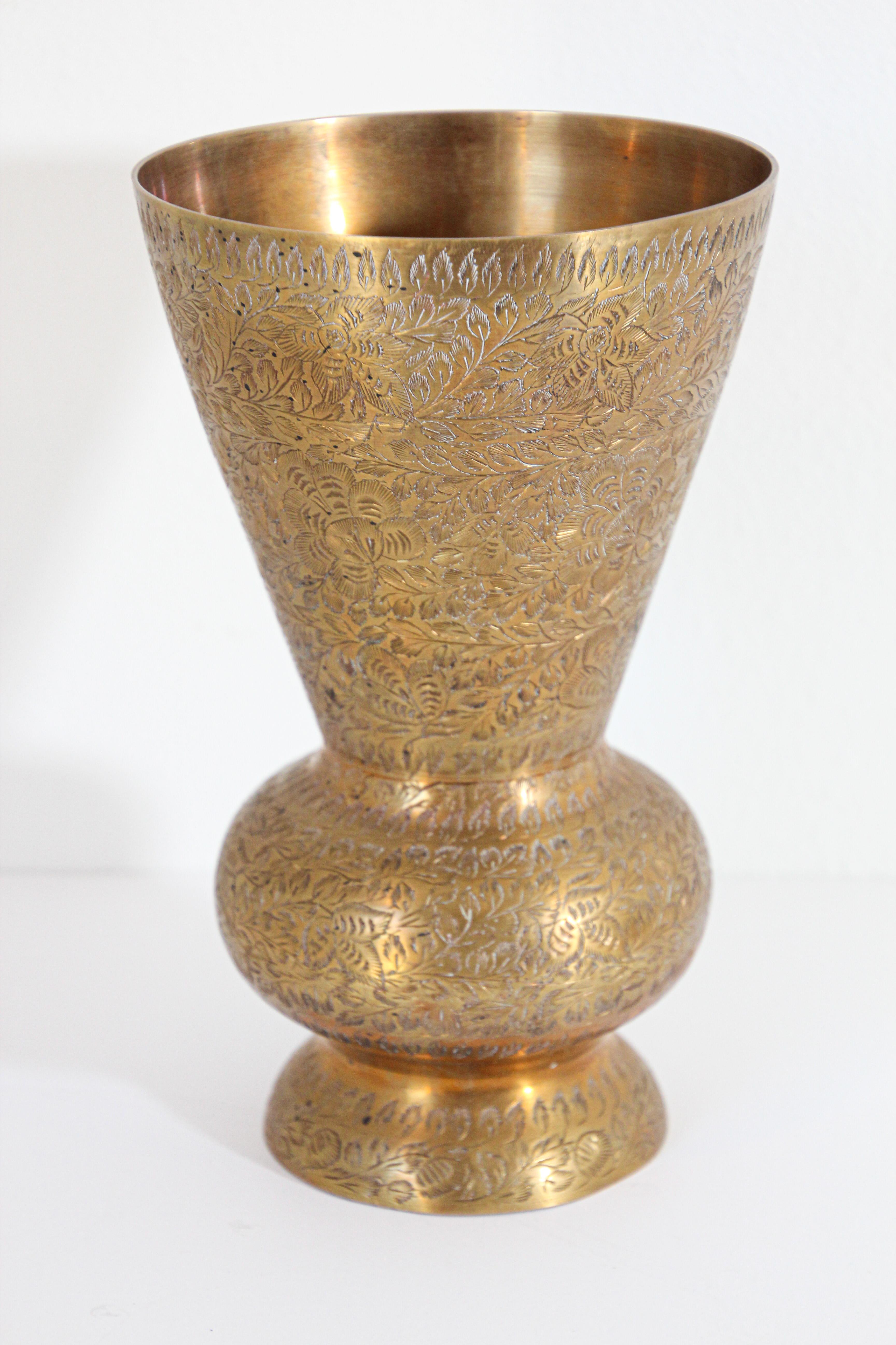 early 20th century. Bronze vase India