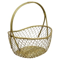 Panier vintage Hollywood Regency tissé à la main avec poignée en laiton massif