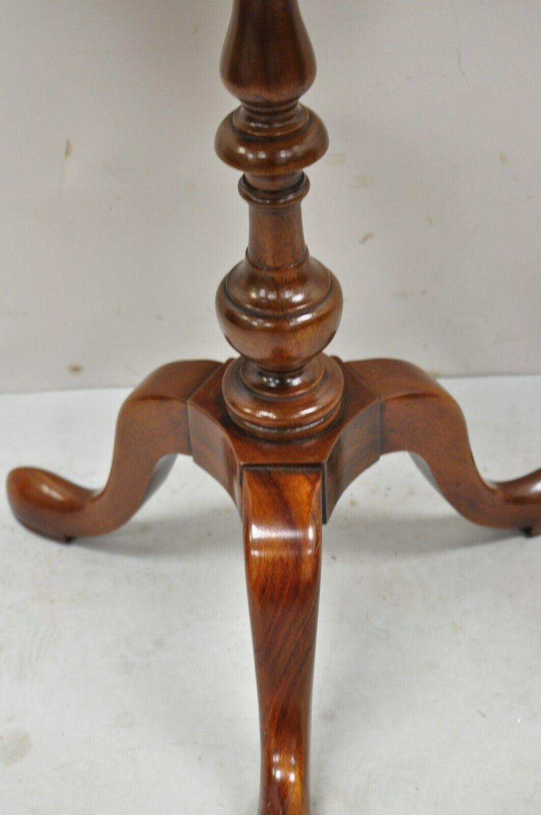 Vintage Solid Cherry Wood Queen Anne Pedestal Base Round Lamp Tea Table 4