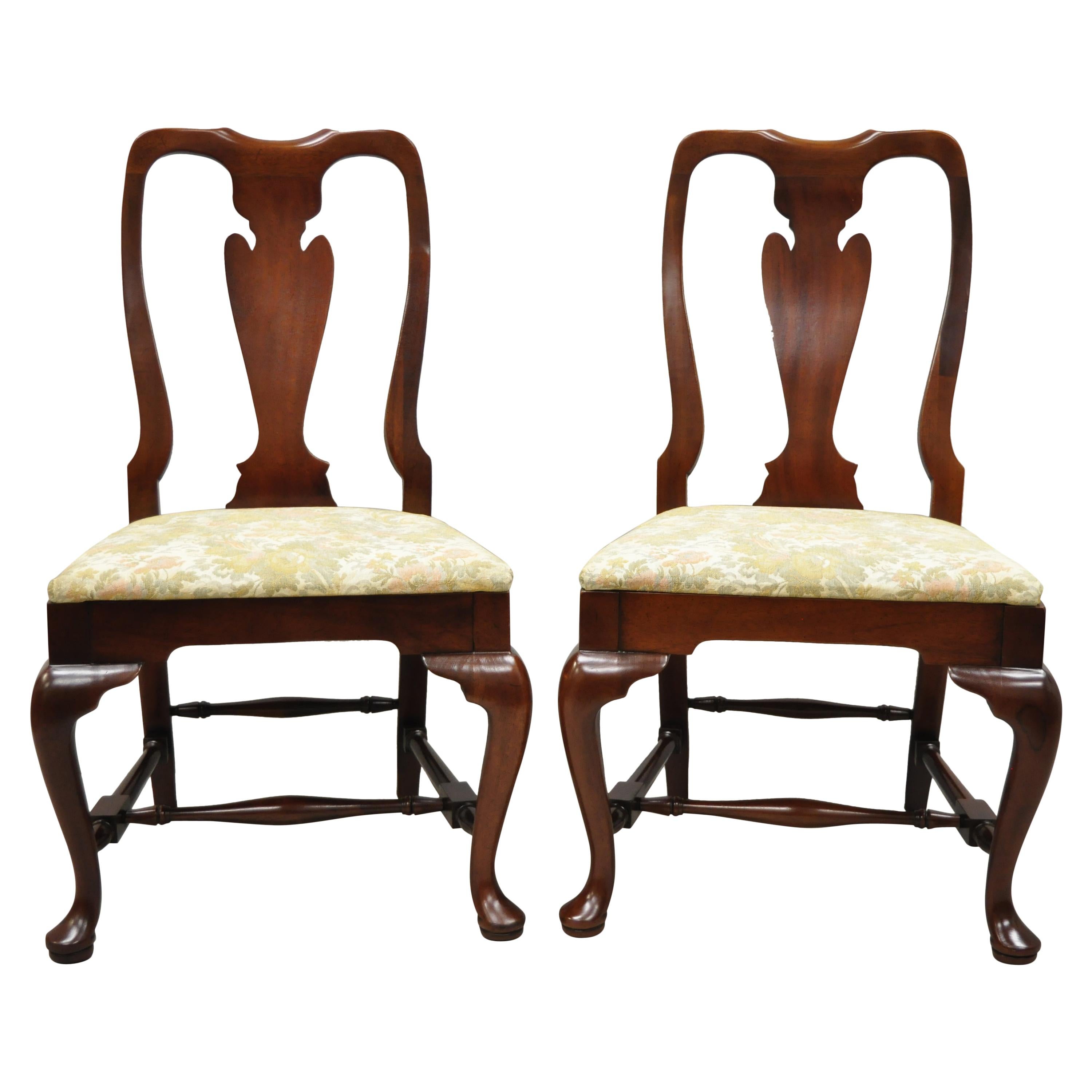 Vintage Solid Cherrywood Queen Anne Style Stretcher Base Dining Side Chairs For Sale
