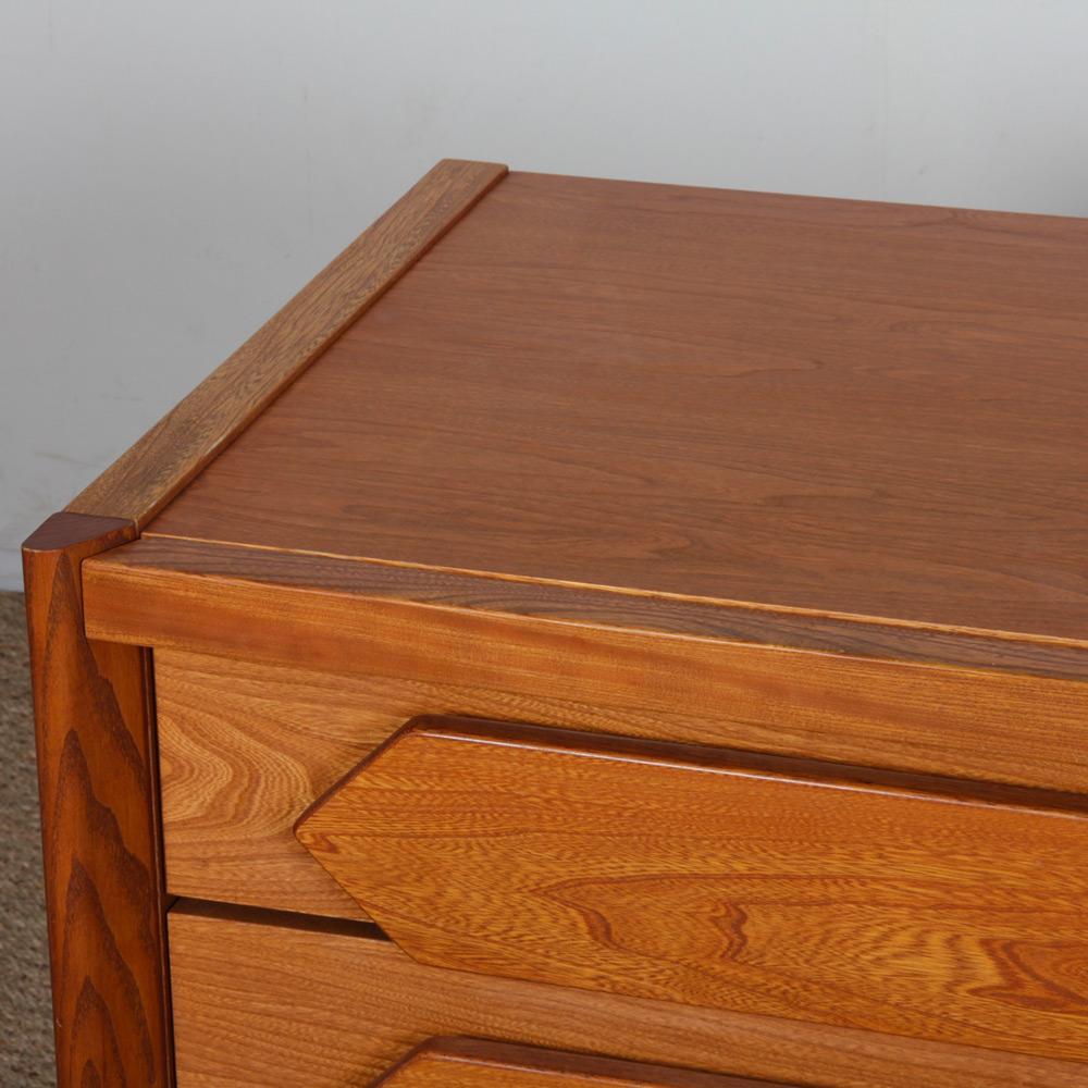 Français Vintage solid elm chest of drawers, 1980s en vente