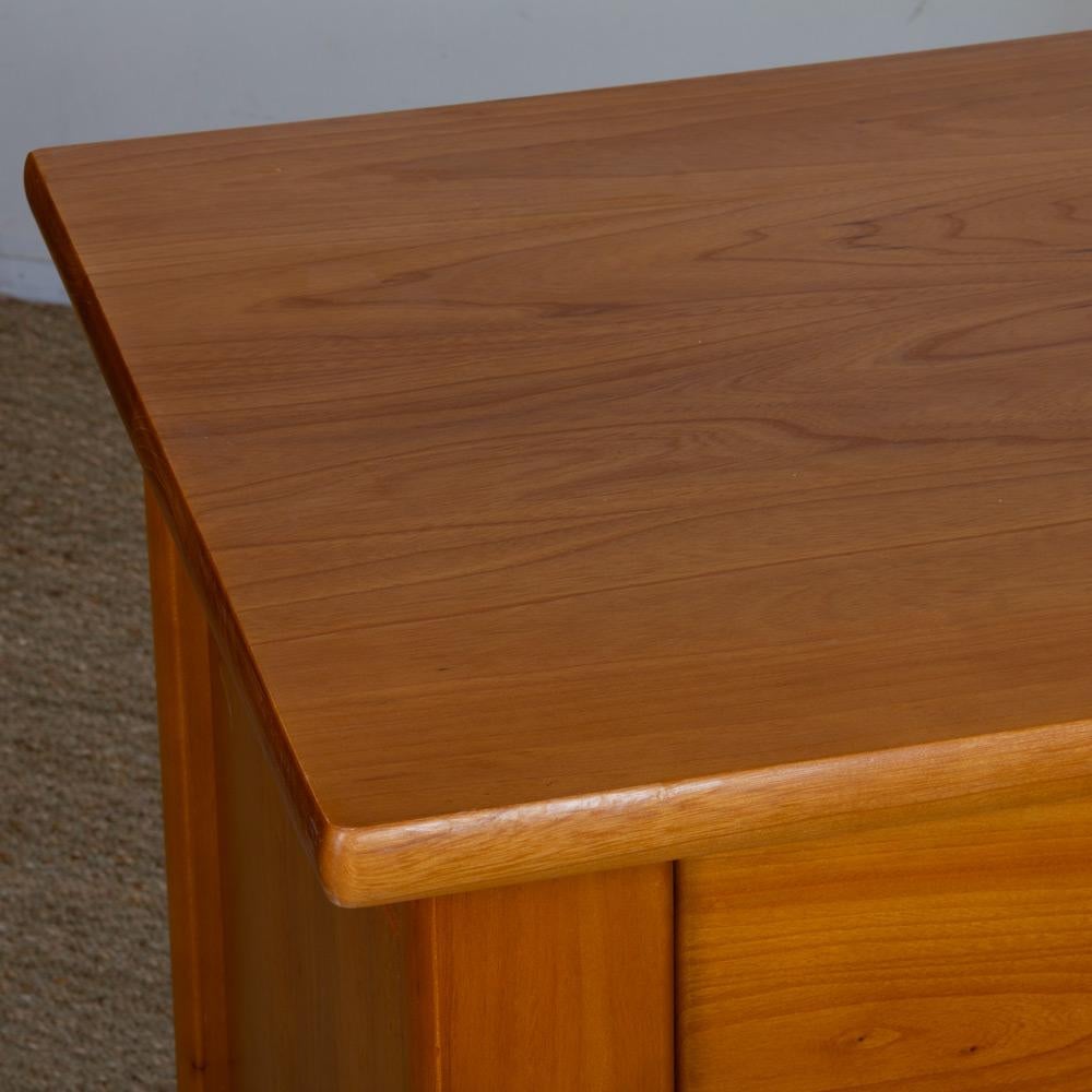 Vintage solid elm chest of drawers, 1980s Bon état - En vente à MONTESSON, FR