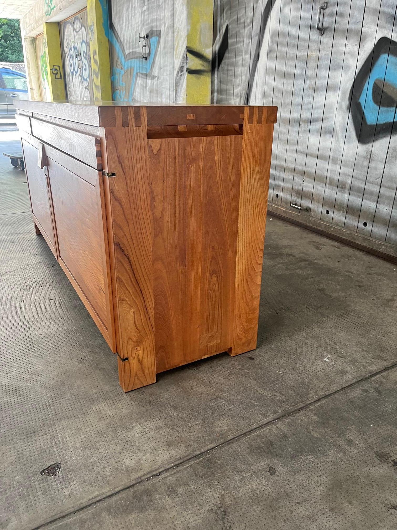 Vintage Solid Elm R08 Sideboard by Pierre Chapo, France ca. 1960s For Sale 2