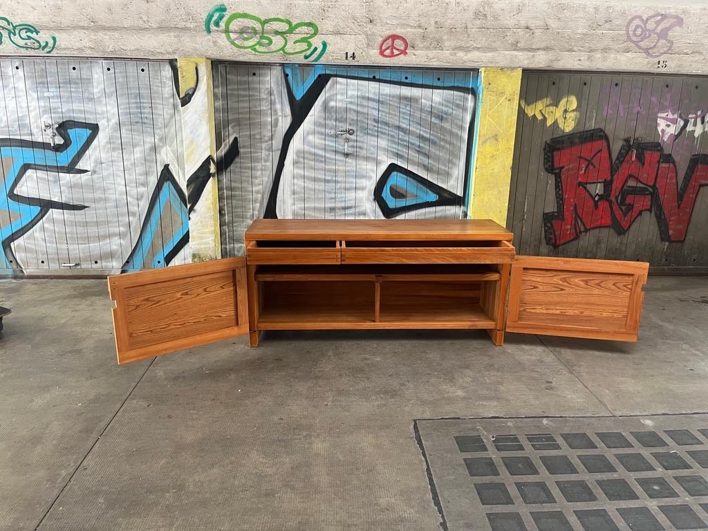 Vintage Solid Elm R08 Sideboard by Pierre Chapo, France ca. 1960s For Sale 3