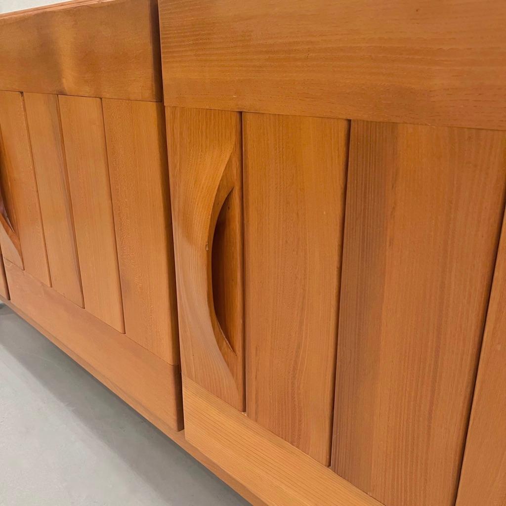 Vintage solid elm sideboard by Maison Regain, France ca. 1960s For Sale 4
