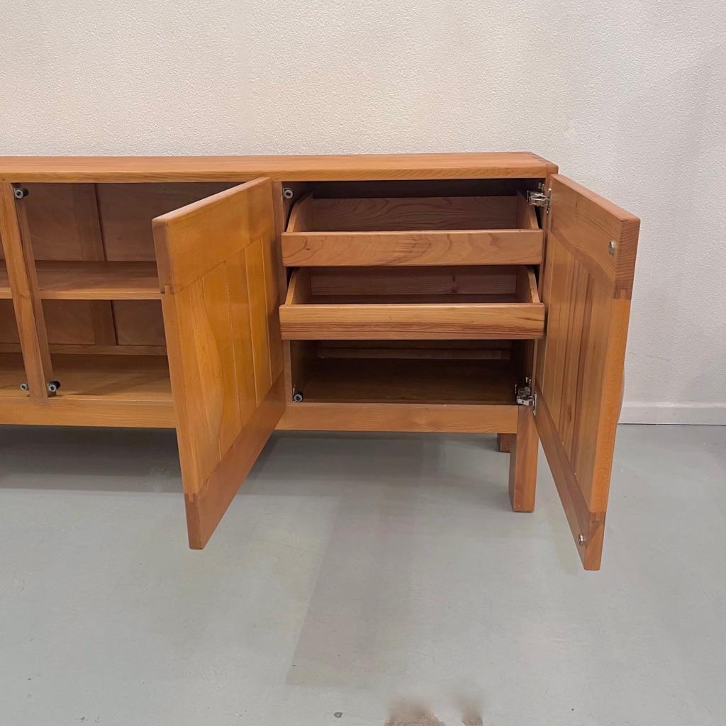 Vintage solid elm sideboard by Maison Regain, France ca. 1960s For Sale 7
