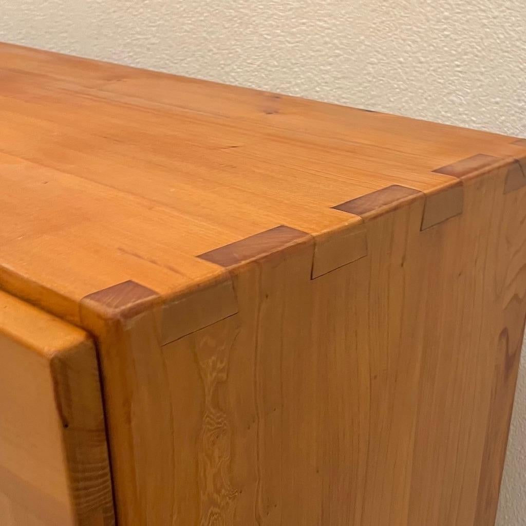 Vintage solid elm sideboard by Maison Regain, France ca. 1960s For Sale 3