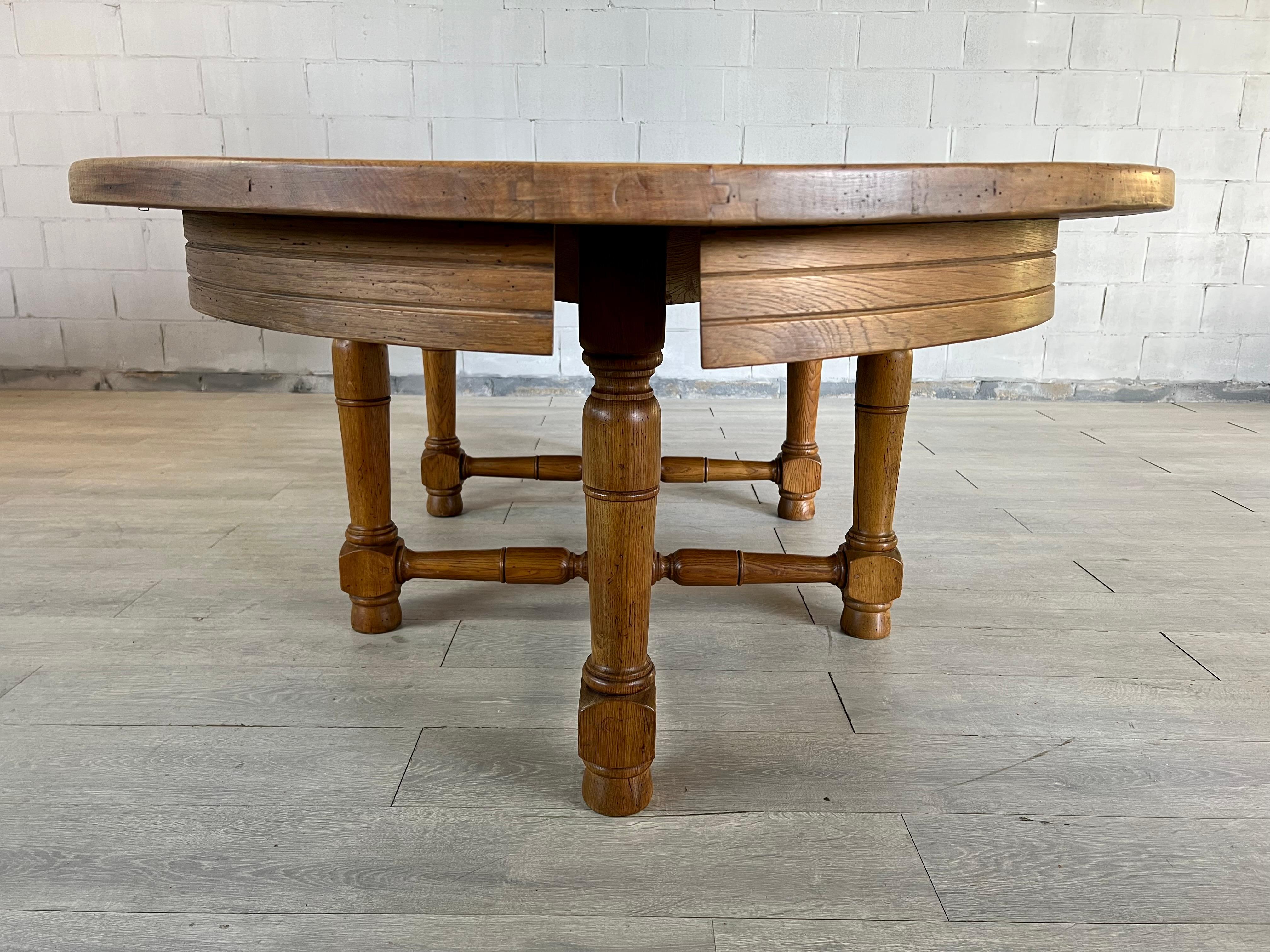 Chêne Grande table à manger à rallonge vintage en chêne français massif par De Tonge
