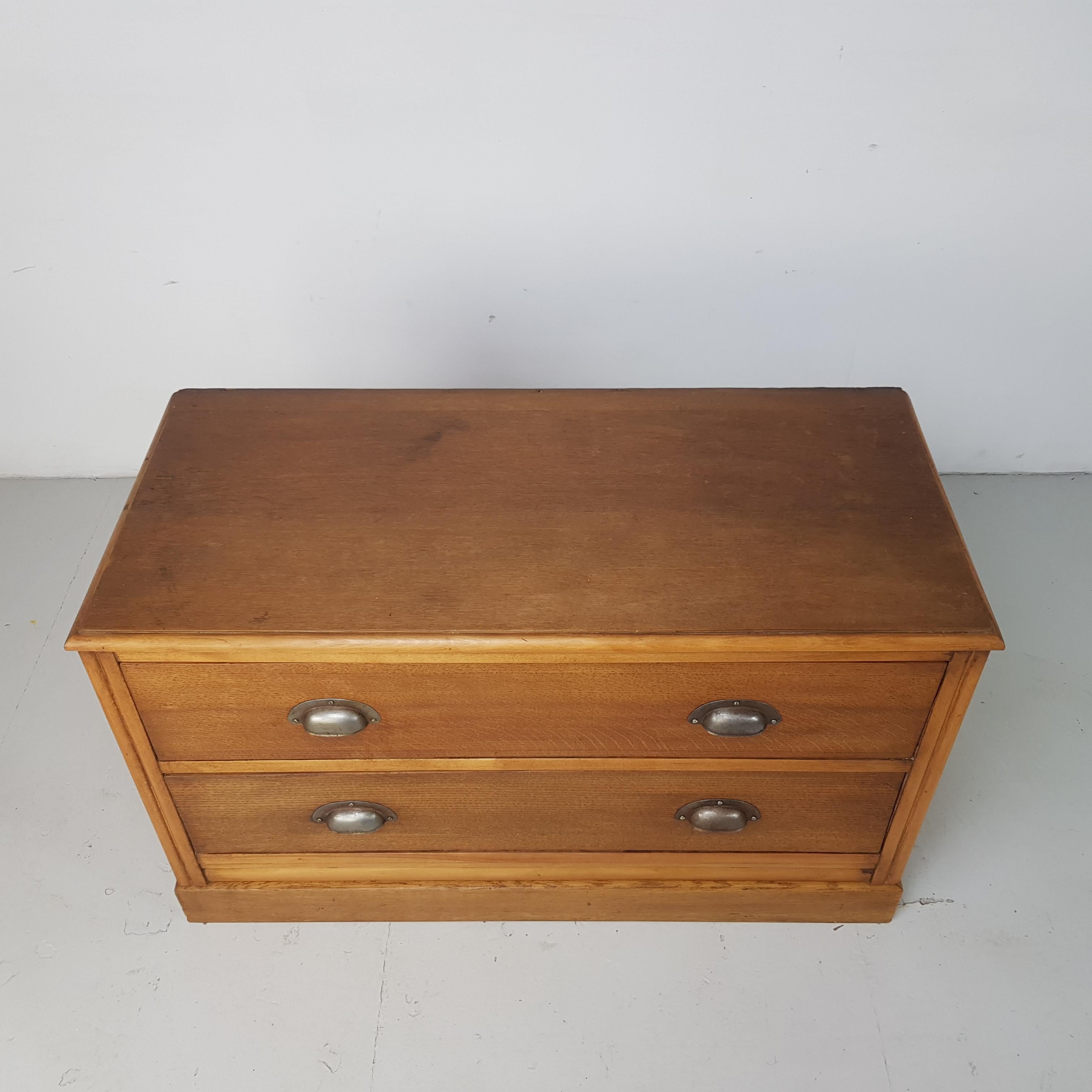 Vintage Solid Fronted Haberdashery Chest of Drawers For Sale 1