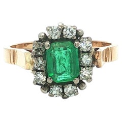 Vintage Solid Gold 0.90ctw Vivid Green Emerald Old Single Cut Diamond Halo Ring