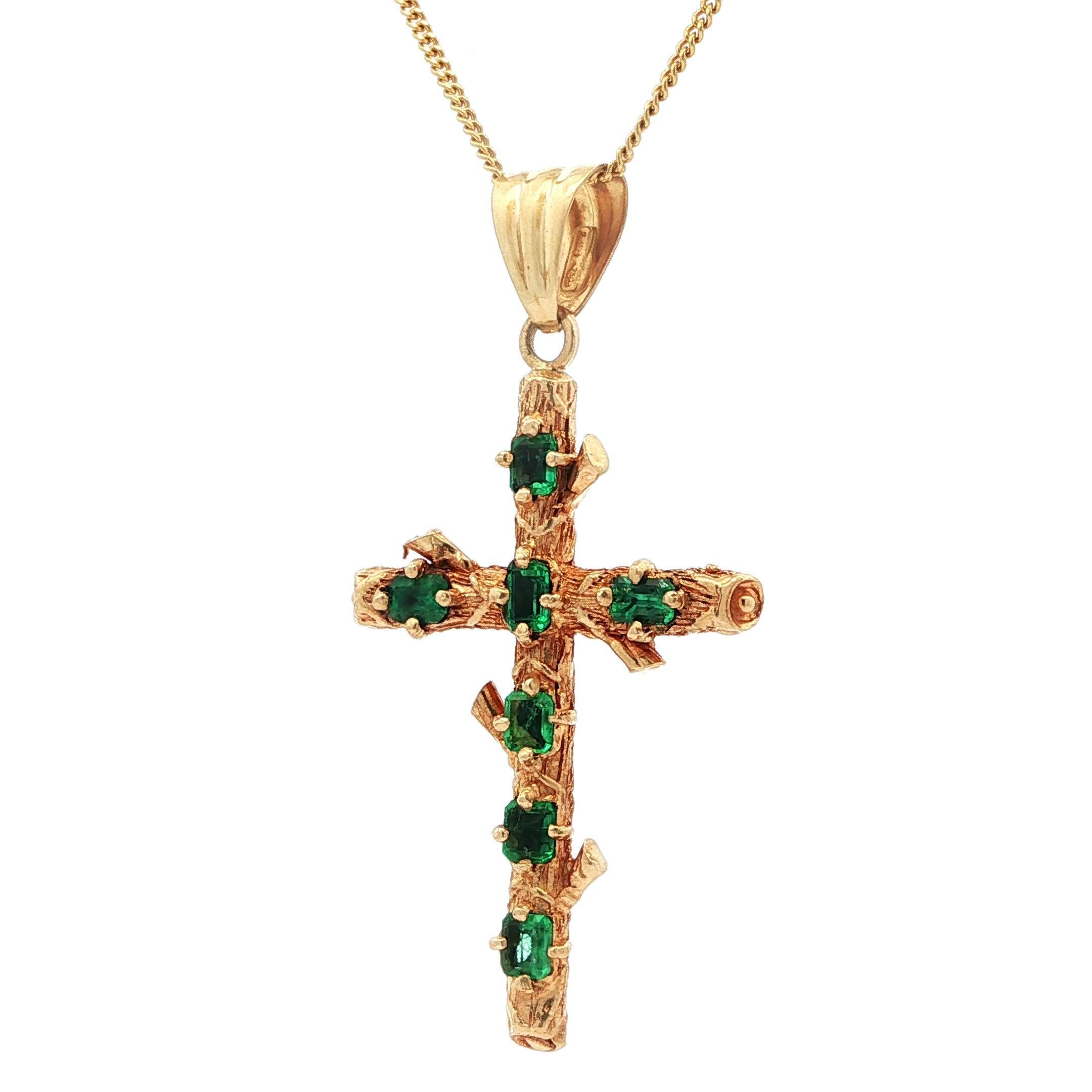 Vintage Solid Gold Emerald & Bark Textured Finish Cross Pendant 24