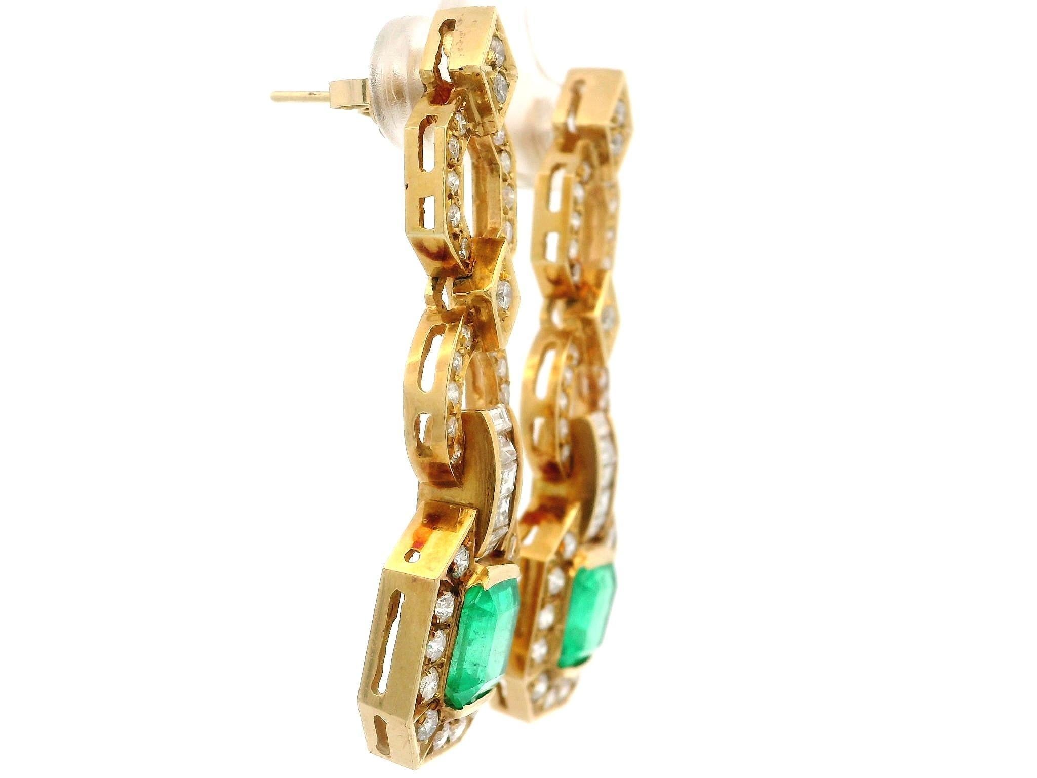 Vintage Solid Gold GIA 4.38ctw Colombian Emerald & Diamond Dangle Earrings For Sale 11