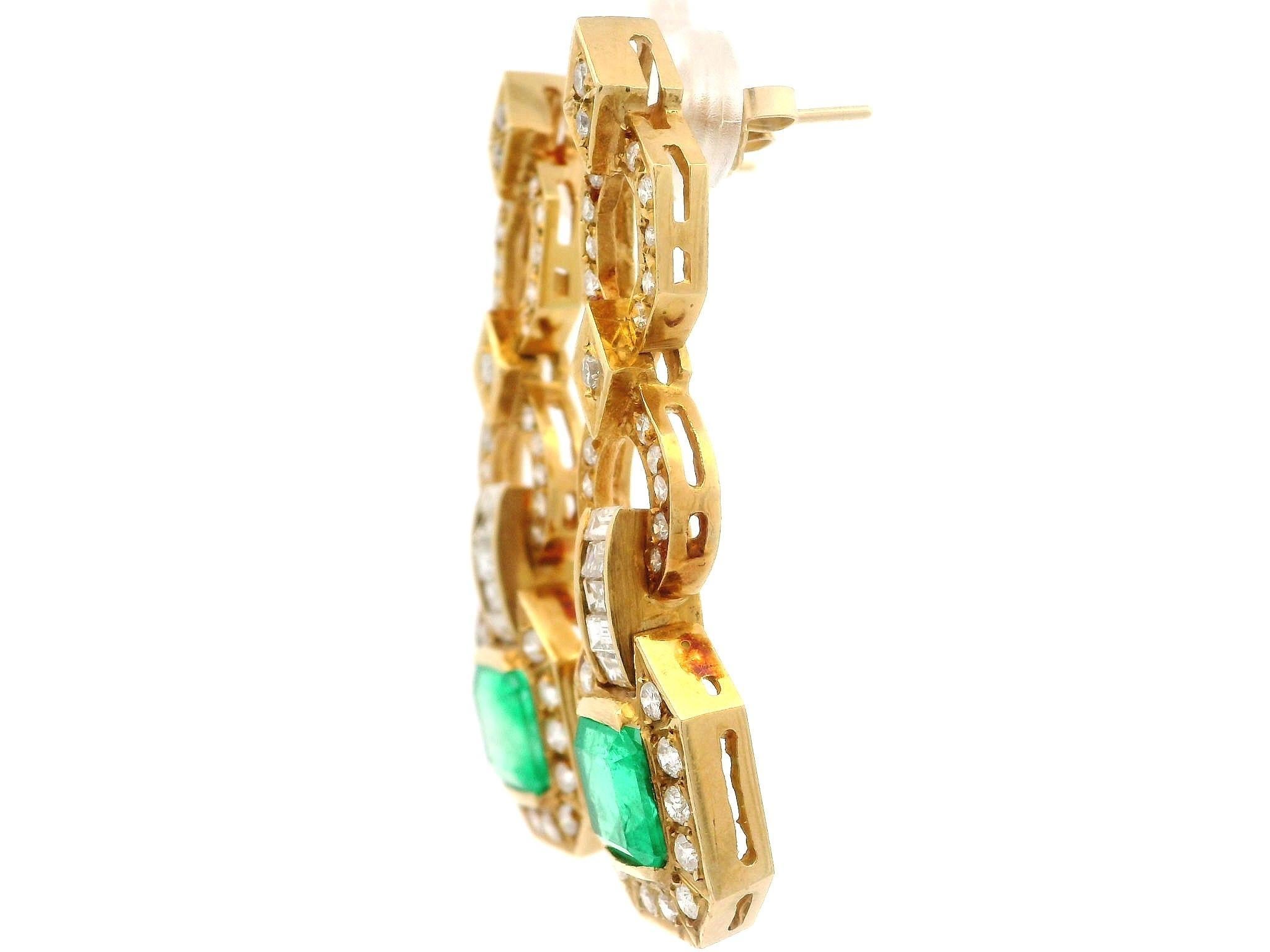Vintage Solid Gold GIA 4.38ctw Colombian Emerald & Diamond Dangle Earrings For Sale 3