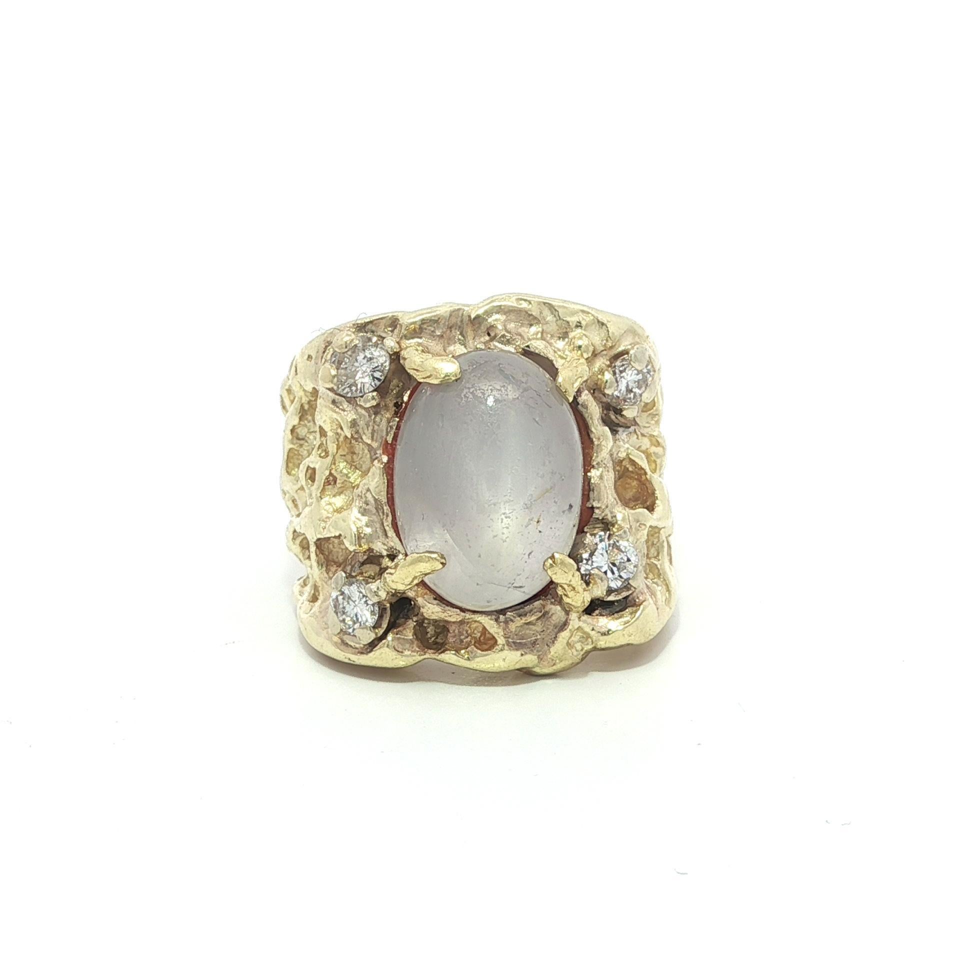 Vintage Solid Gold Men's Star Sapphire Diamond Nugget Textured Finish Band Ring en vente 1