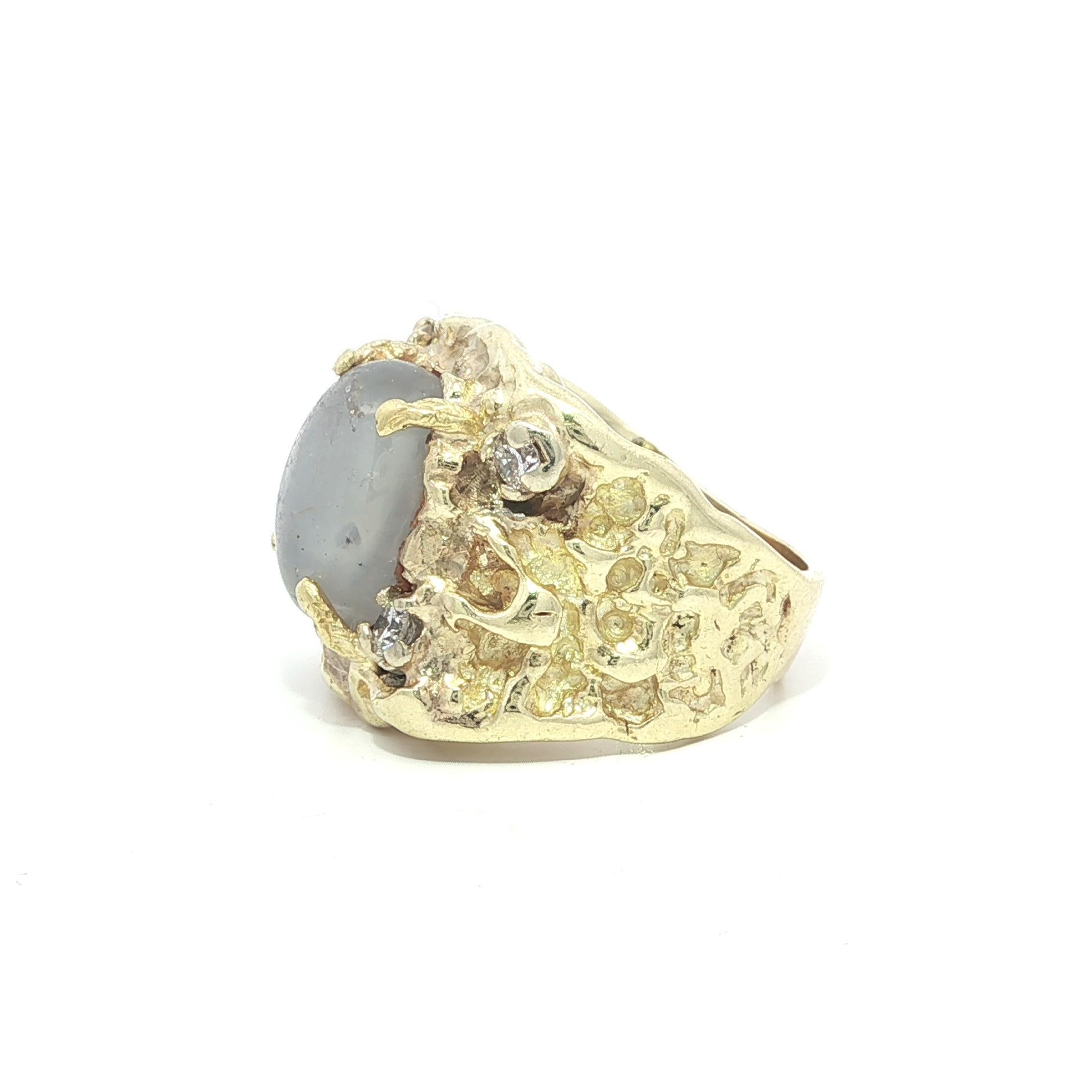 Vintage Solid Gold Men's Star Sapphire Diamond Nugget Textured Finish Band Ring en vente 4