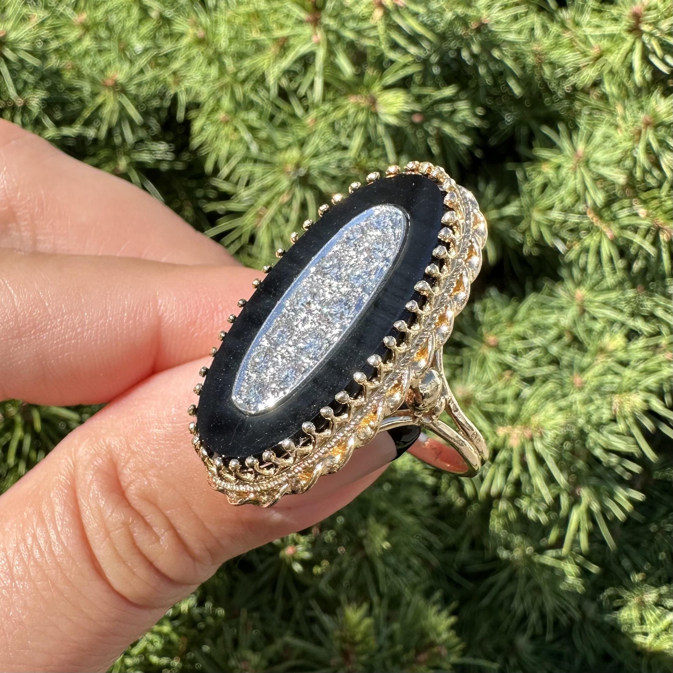 Vintage Solid Gold Oval Cabochon Black Onyx .60ctw Pave Diamond Center Ring For Sale 6