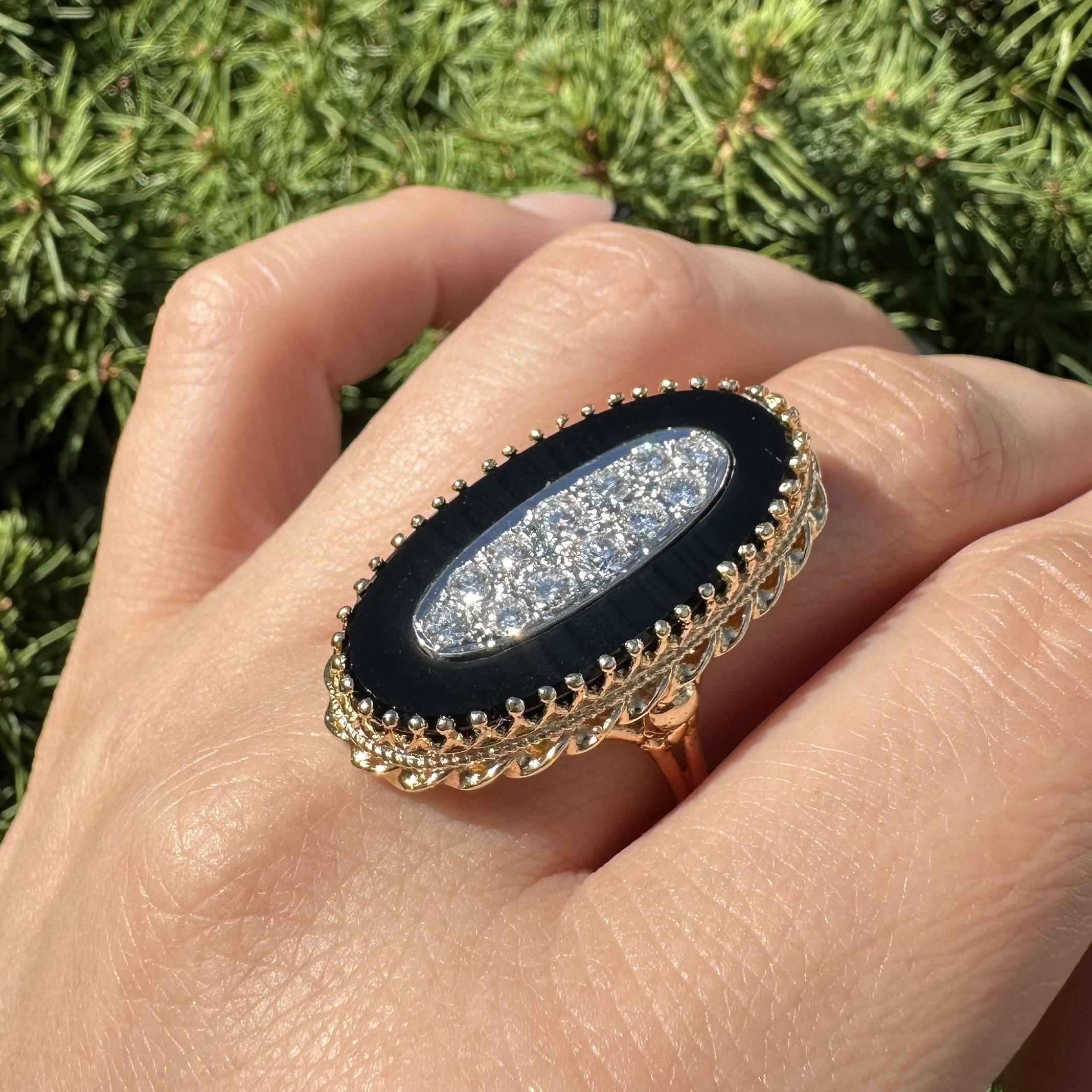 Vintage Solid Gold Oval Cabochon Black Onyx .60ctw Pave Diamond Center Ring For Sale 4