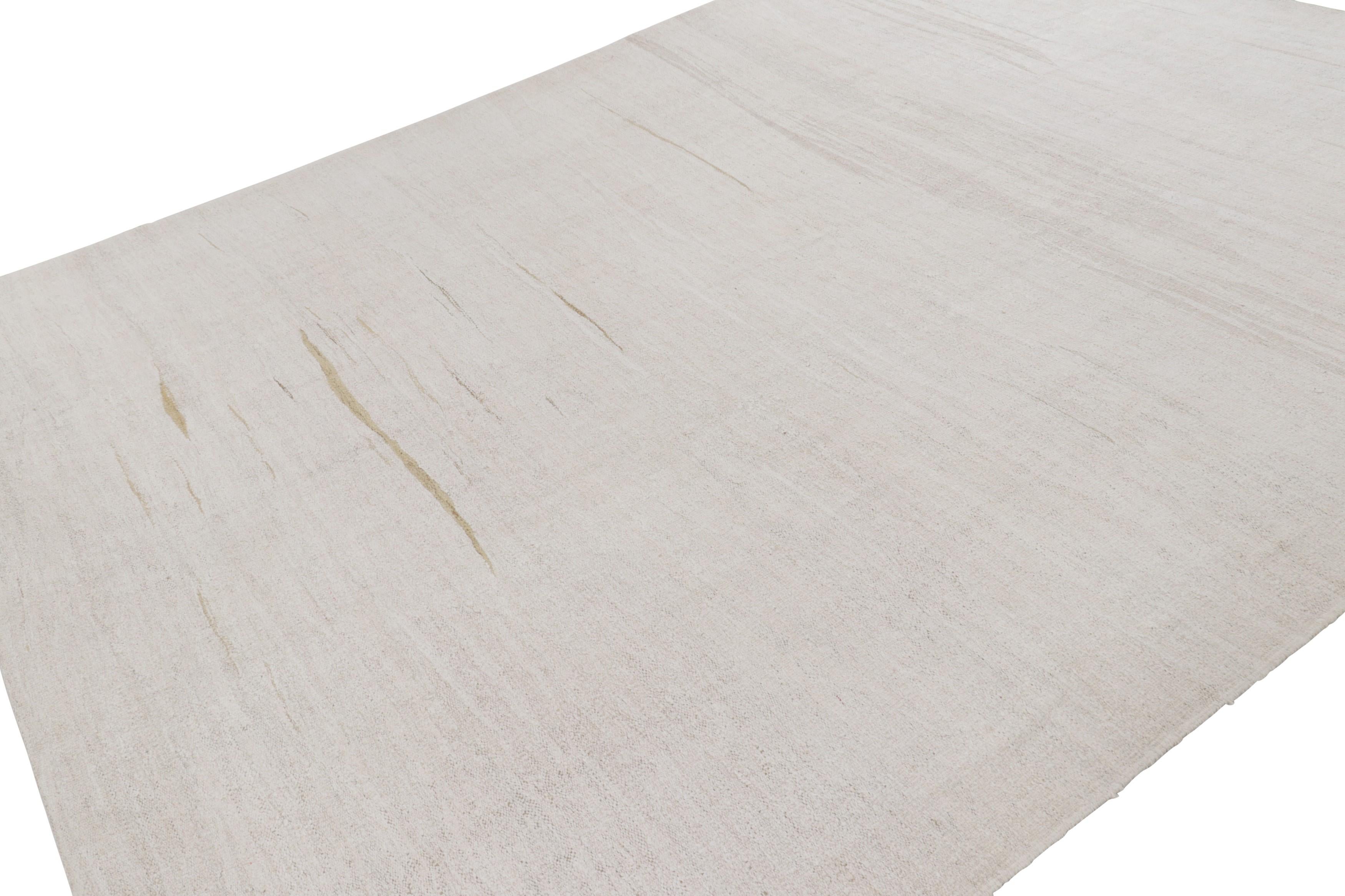 Kilim vintage massif dans les tons beige et crème - Rug & Kilim Bon état - En vente à Long Island City, NY