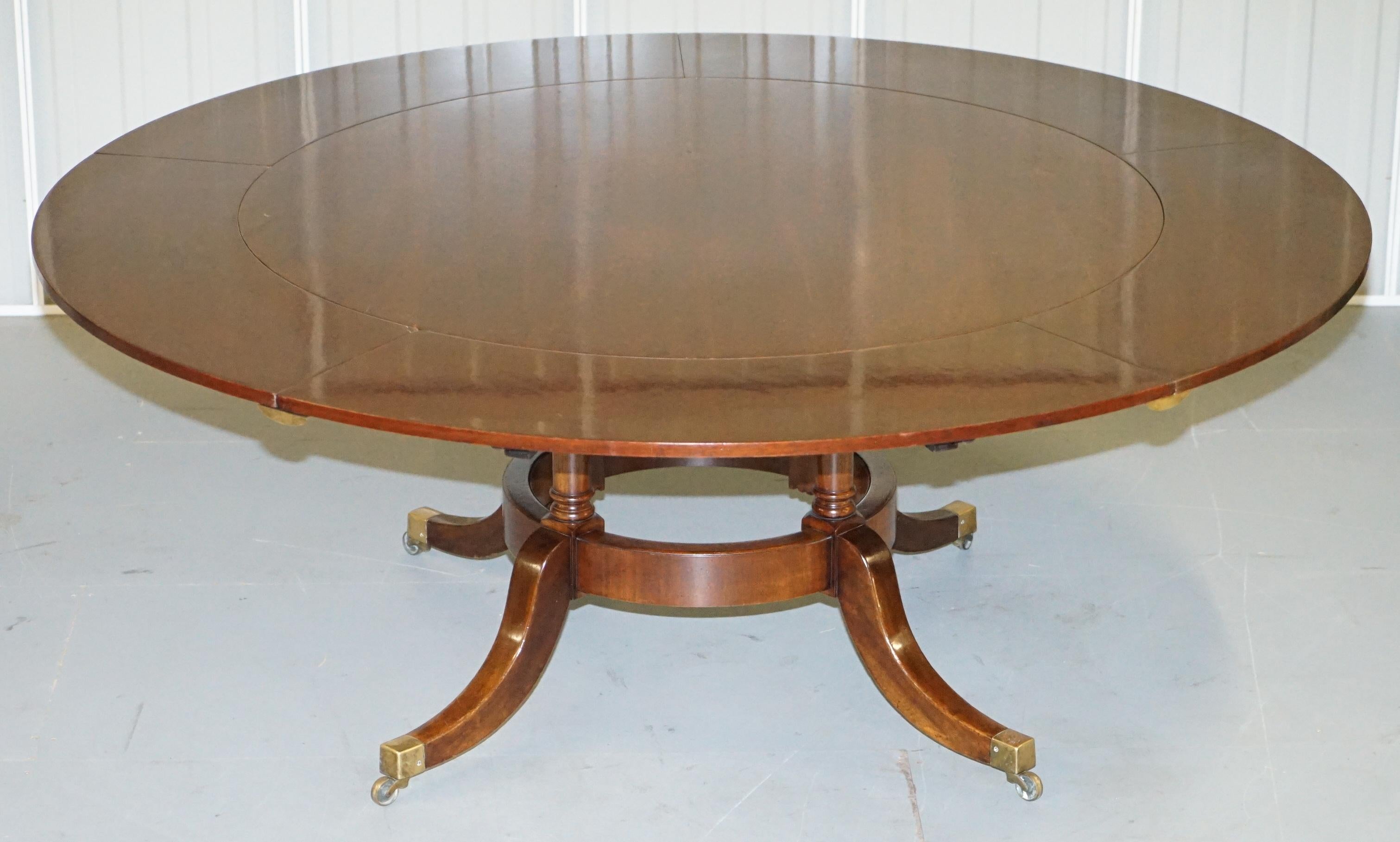 Vintage Solid Hardwood Extending Round Jupe Dining Table with Cabinet & Fittings 7