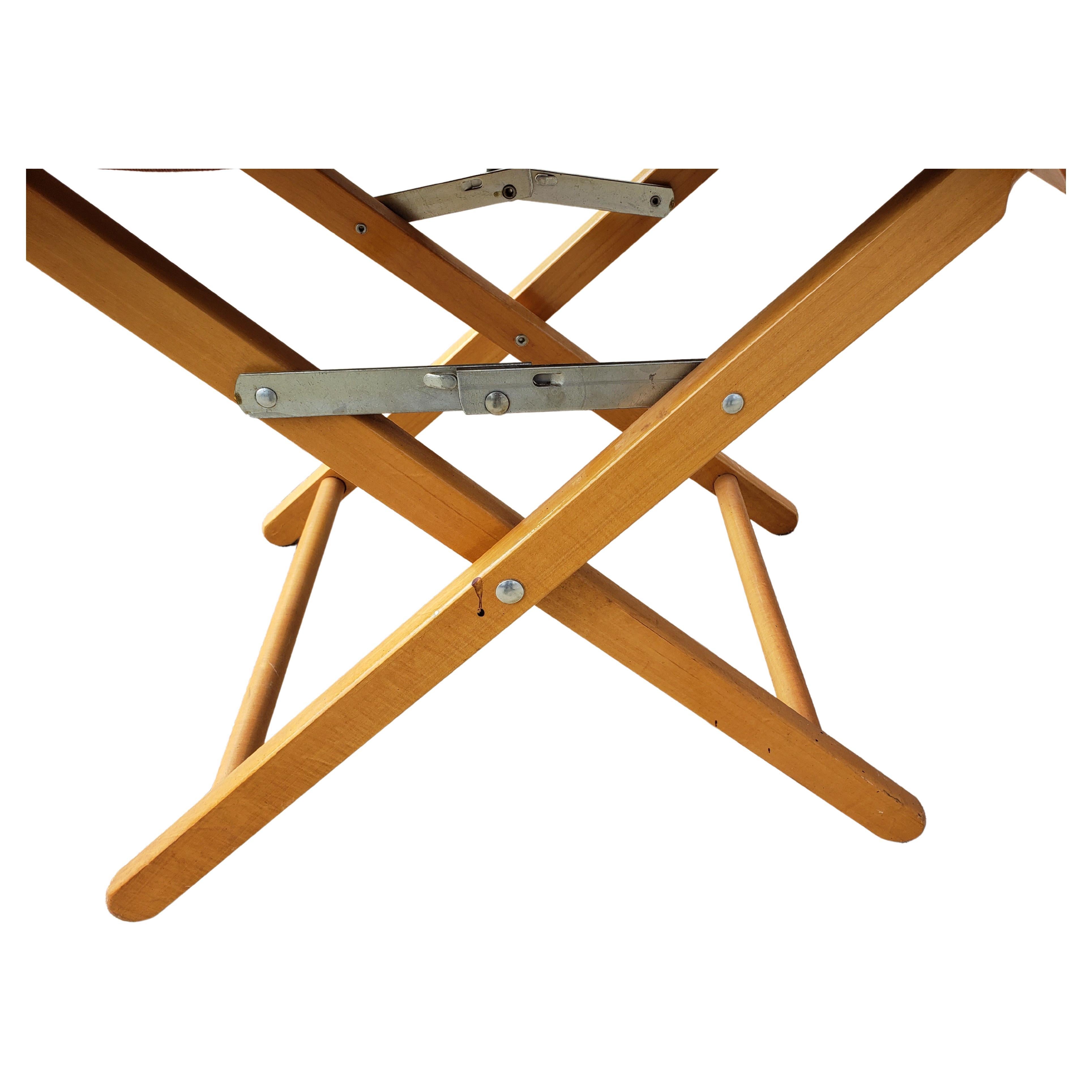 Directors-Stühle Vintage aus massivem Ahornholz mit brauner Segeltuchpolsterung, Vintage, ein Paar (20. Jahrhundert) im Angebot