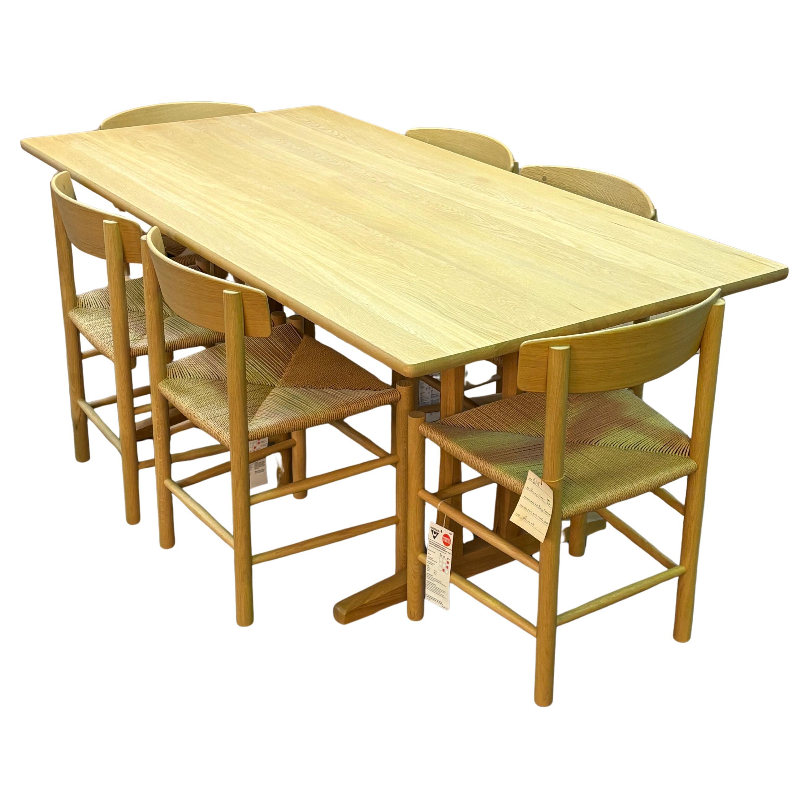 Vintage Solid Oak Danish Dining Table by Børge Mogensen For Sale
