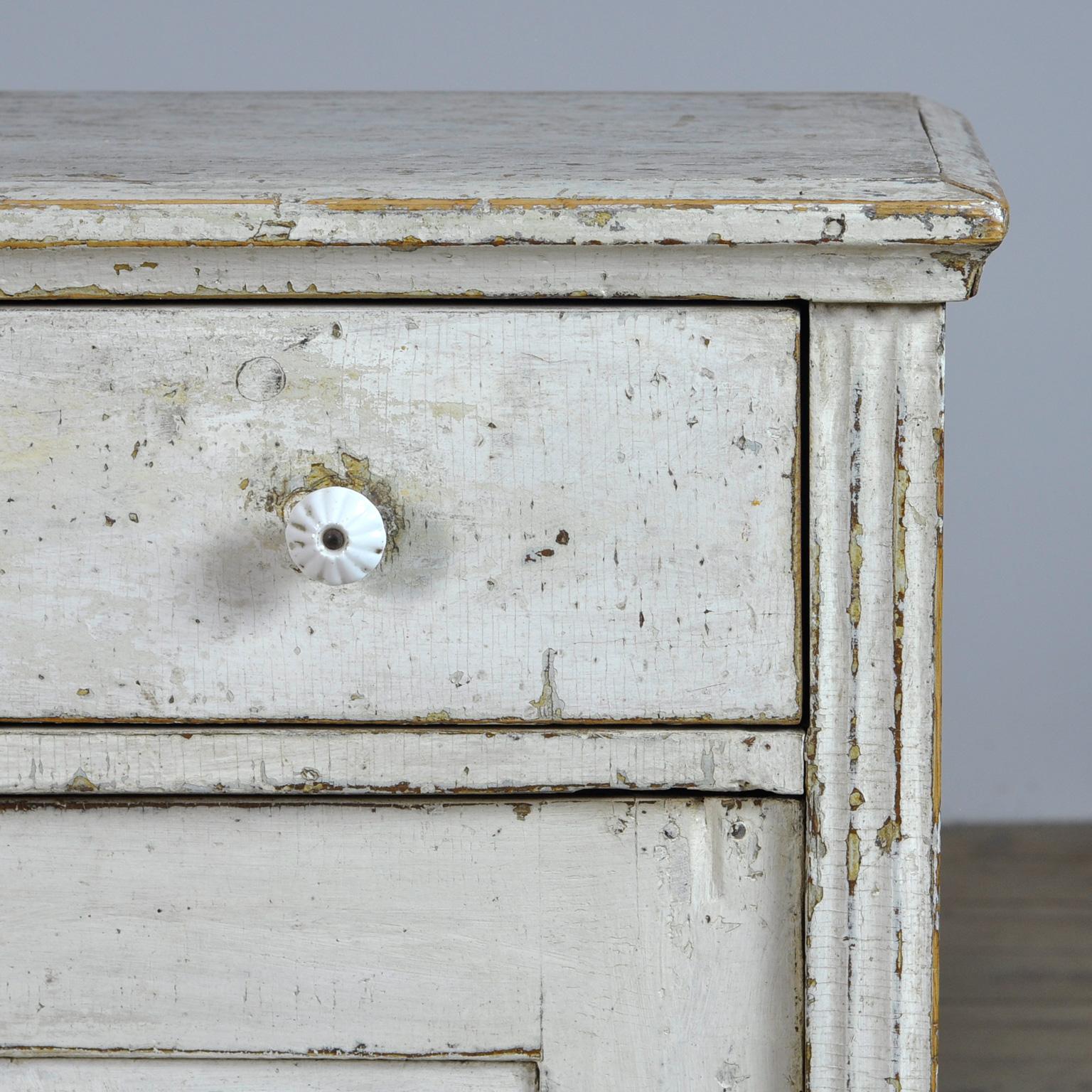 Vintage Solid Pine Dresser, 1930s For Sale at 1stDibs