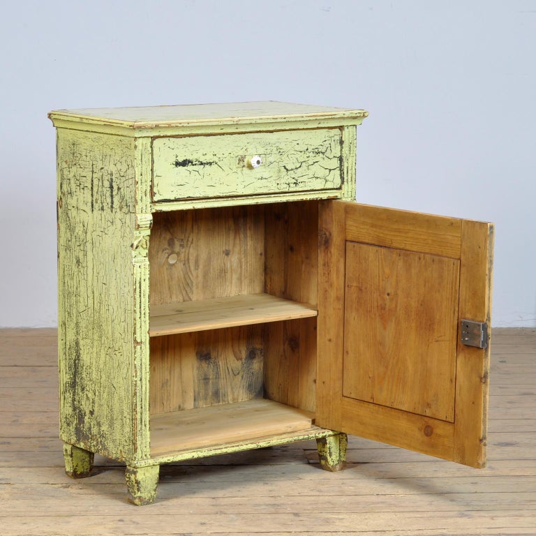 Vintage Solid Pine Dresser, 1930s For Sale at 1stDibs