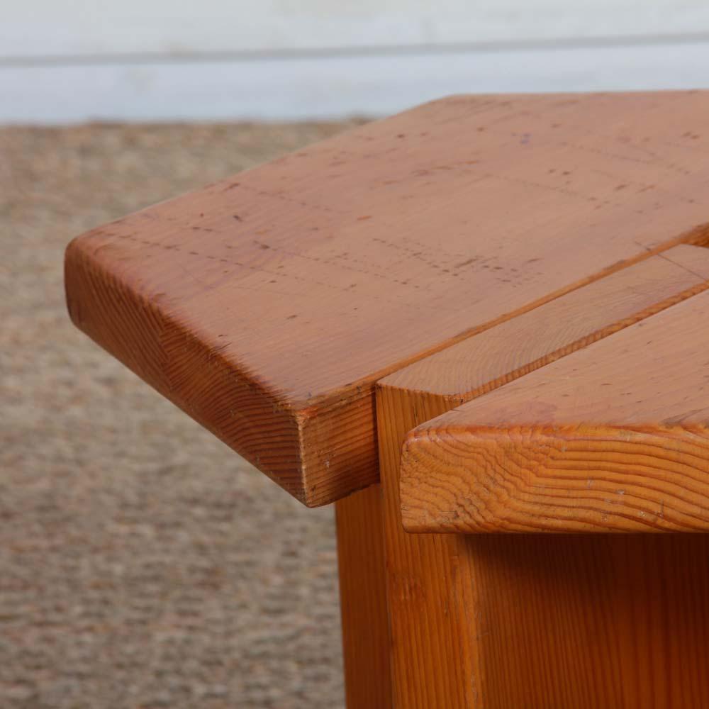 Vintage solid pine stool attributed to René Martin, 1960 For Sale 1