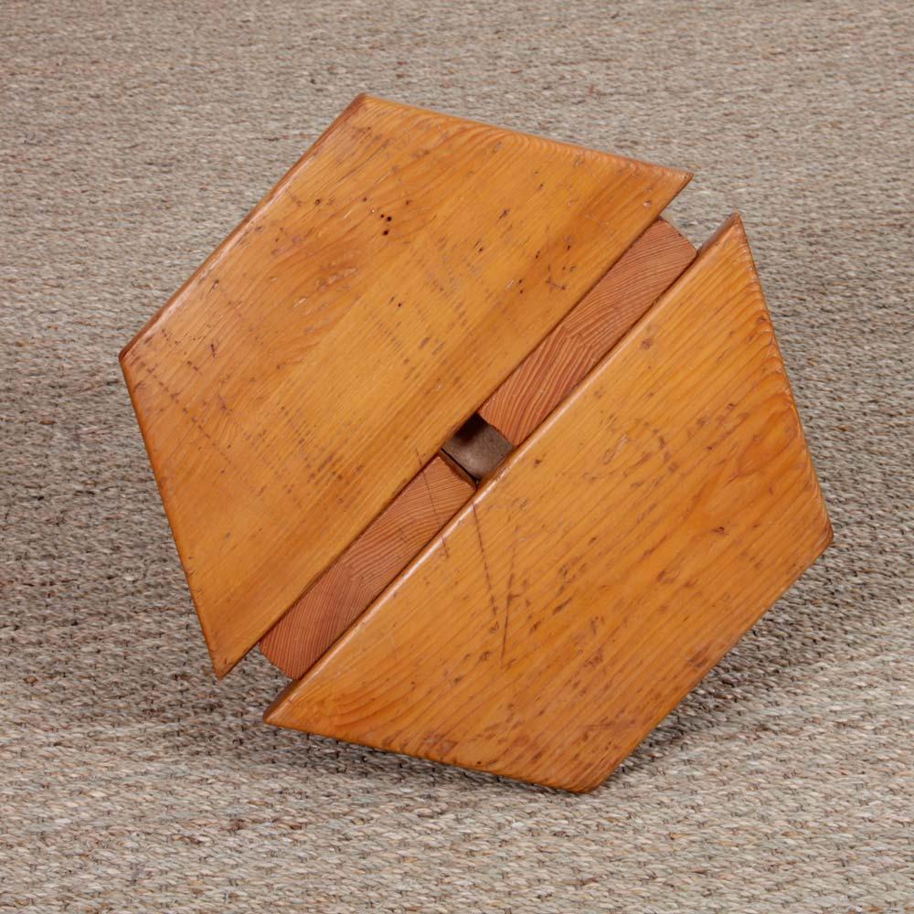 Vintage solid pine stool attributed to René Martin, 1960 For Sale 2