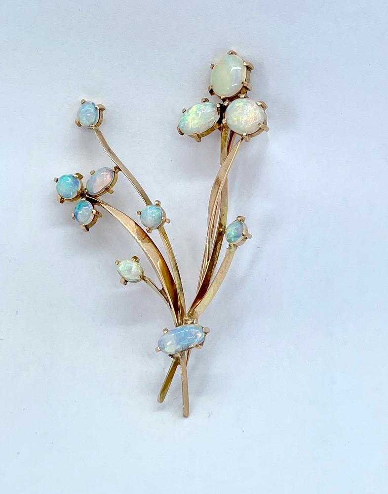 Vintage Solid Precious Opal Flower Brooch Circa 1940s 15ct Yellow Gold Valuation For Sale 3