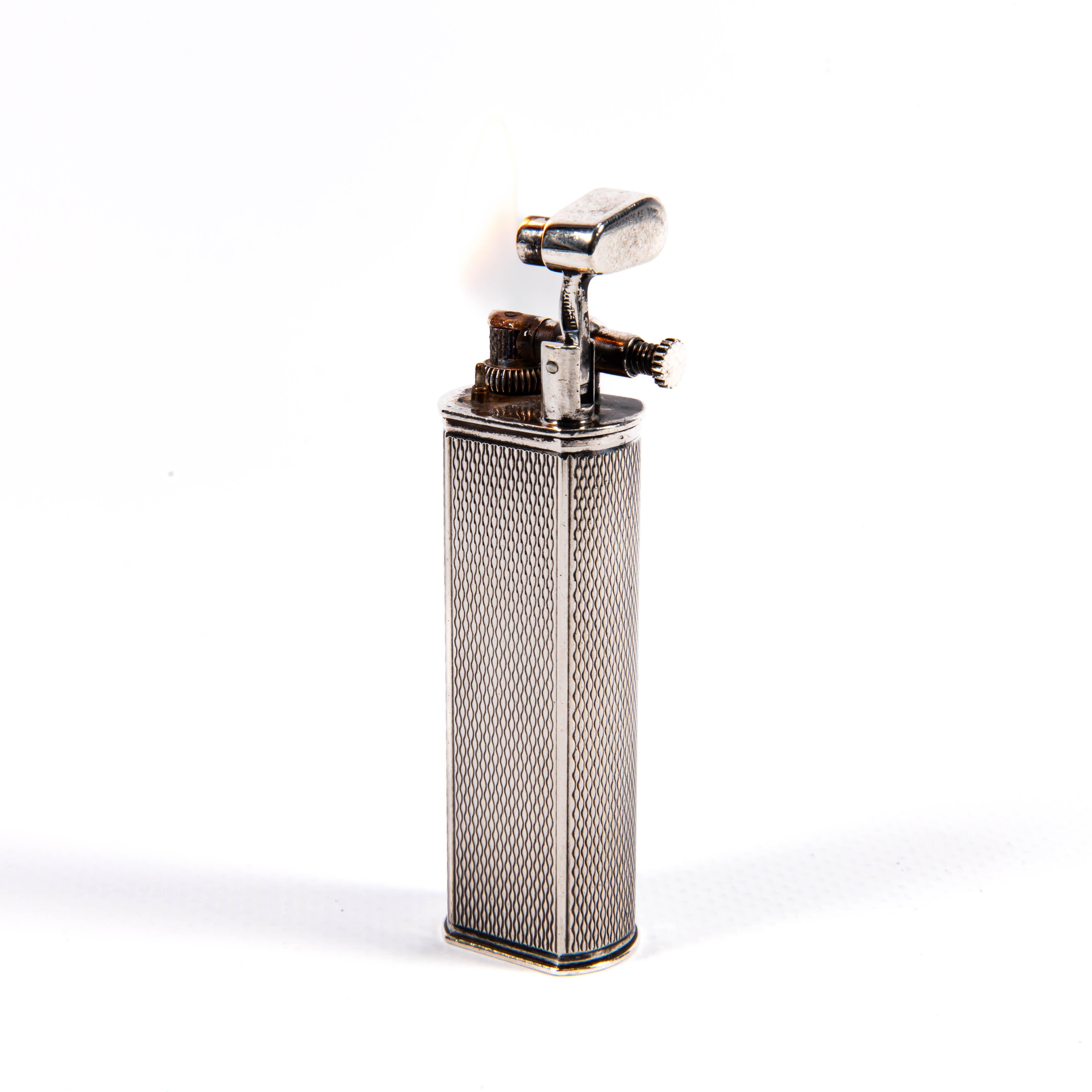 Accendino d'epoca in argento massiccio DUNHILL Sylphide anni '70 in vendita 2