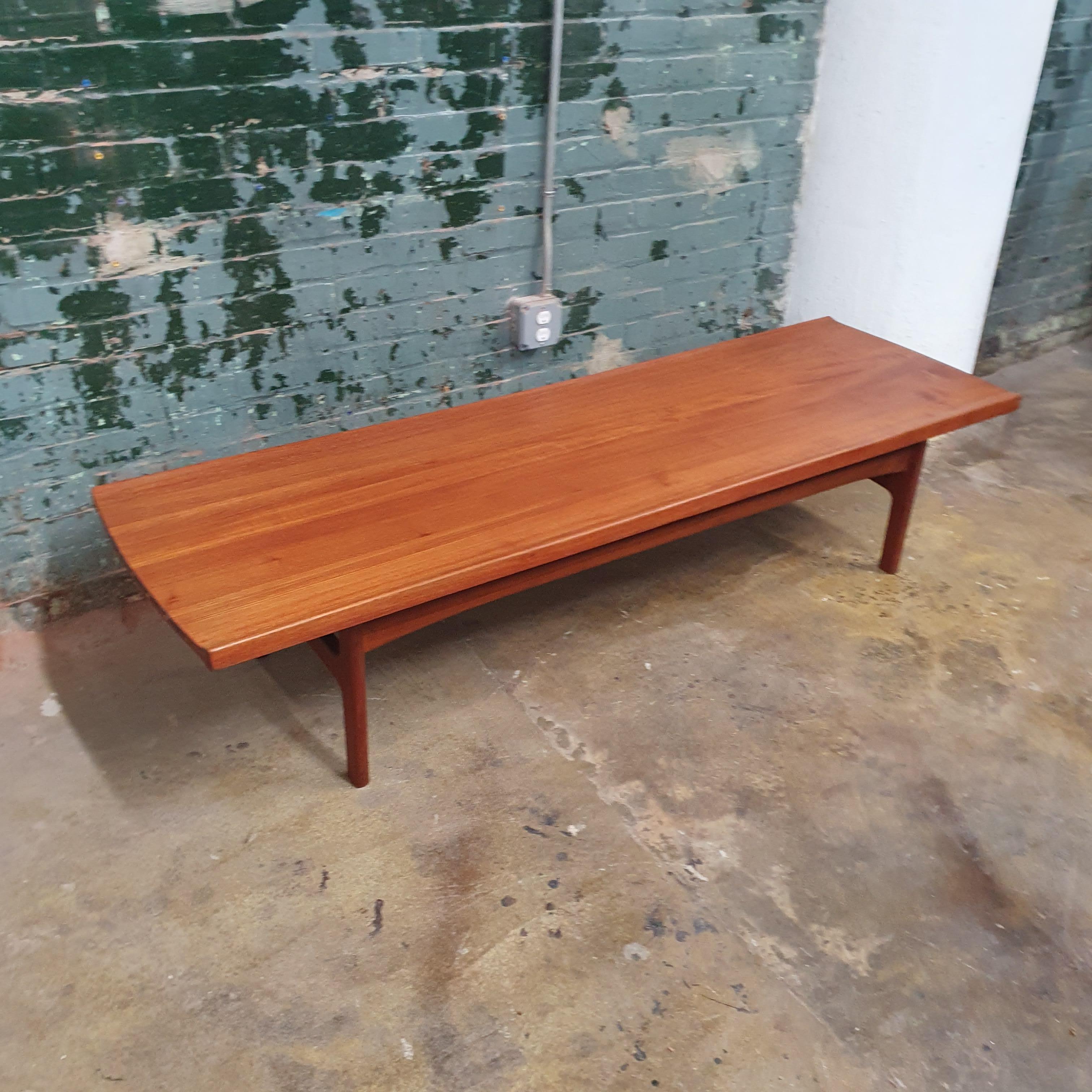 Vintage Solid teak coffee table by Tove and Edvard Kindt-Larsen for AB Seffle Mo For Sale 1