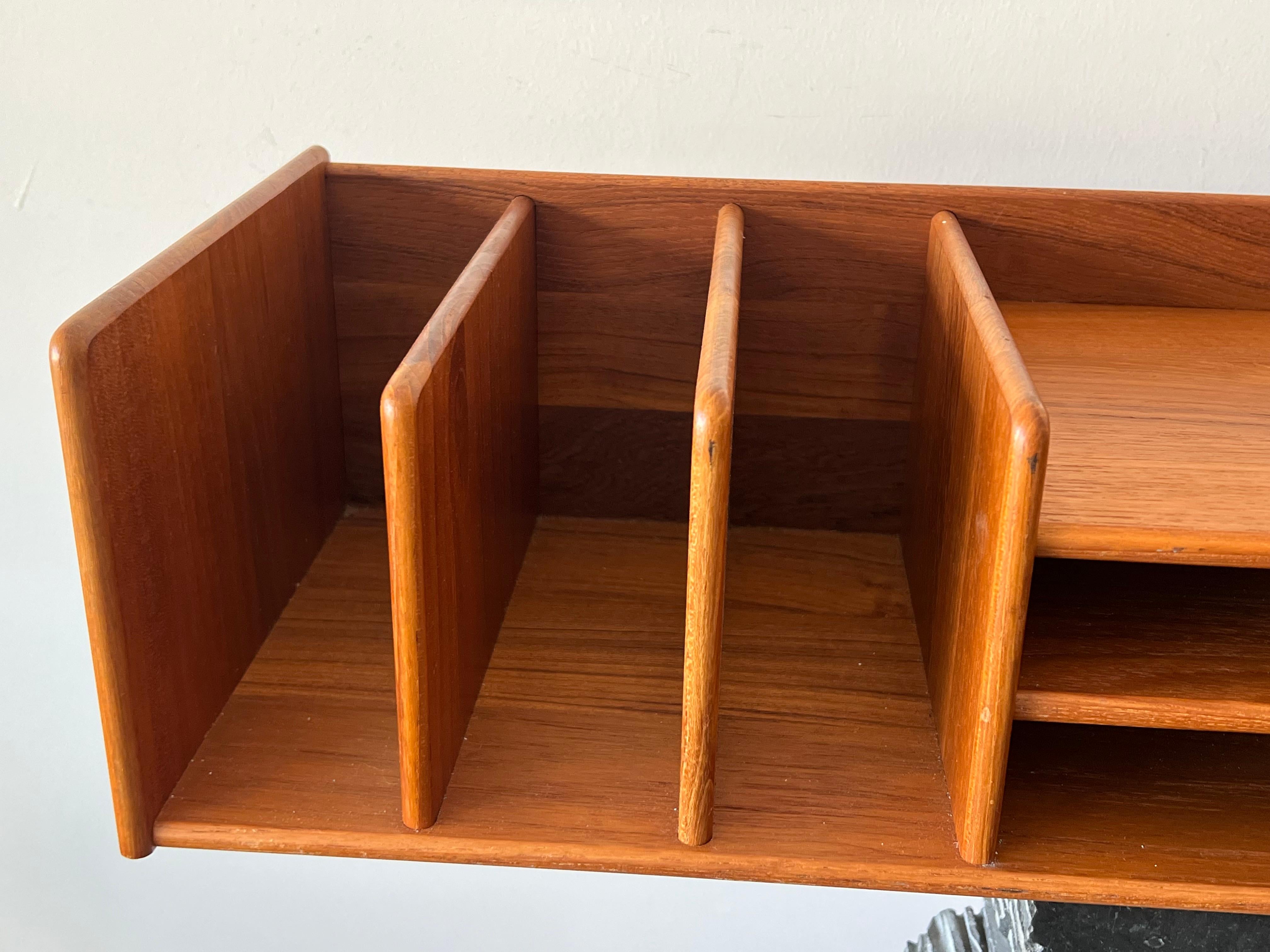 Vintage Solid Teak Danish Modern Letter Tray Desk Organizer Nordisk Andels 1960' 1