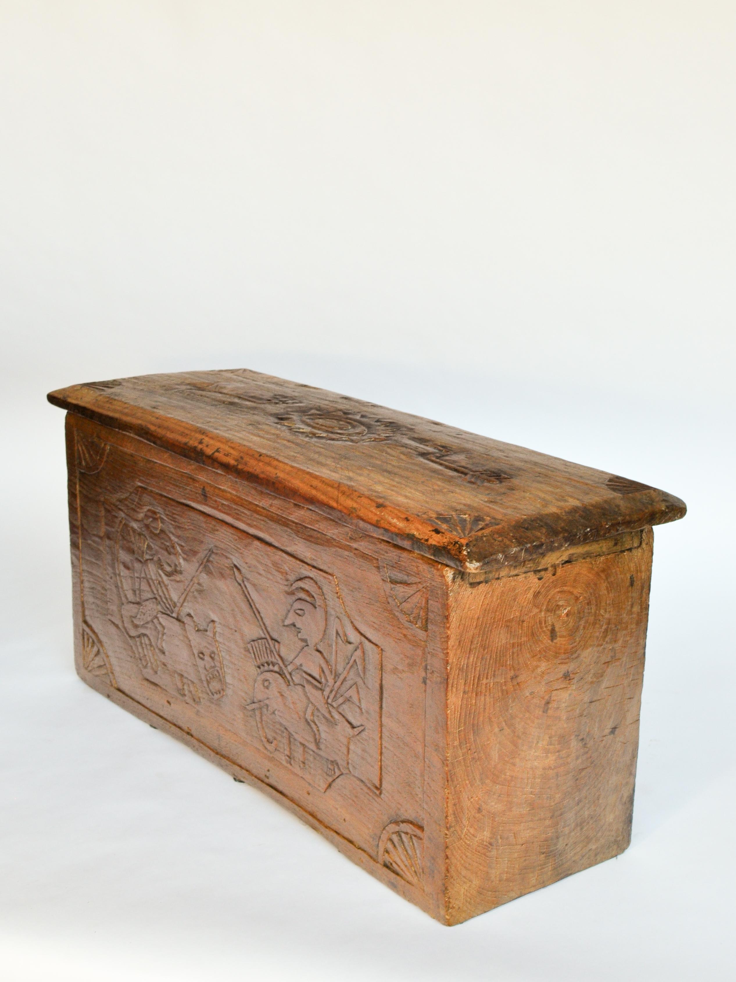 Vintage Solid Teak Storage Box with Carvings, Java, Early to Mid-20th Century 6