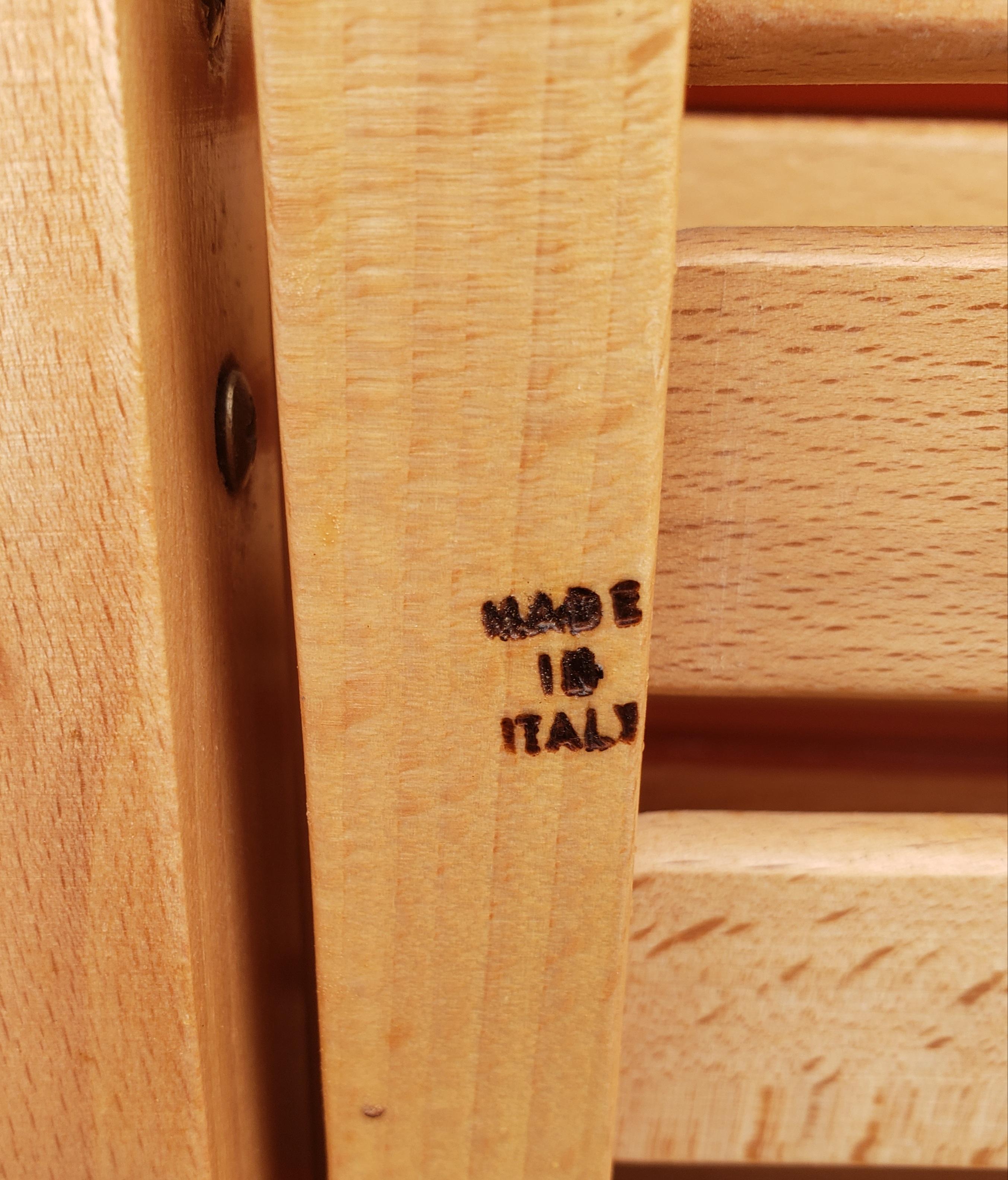 Travail du bois Chaises pliantes italiennes vintage en bois de frêne blanc massif, lot de 4 en vente
