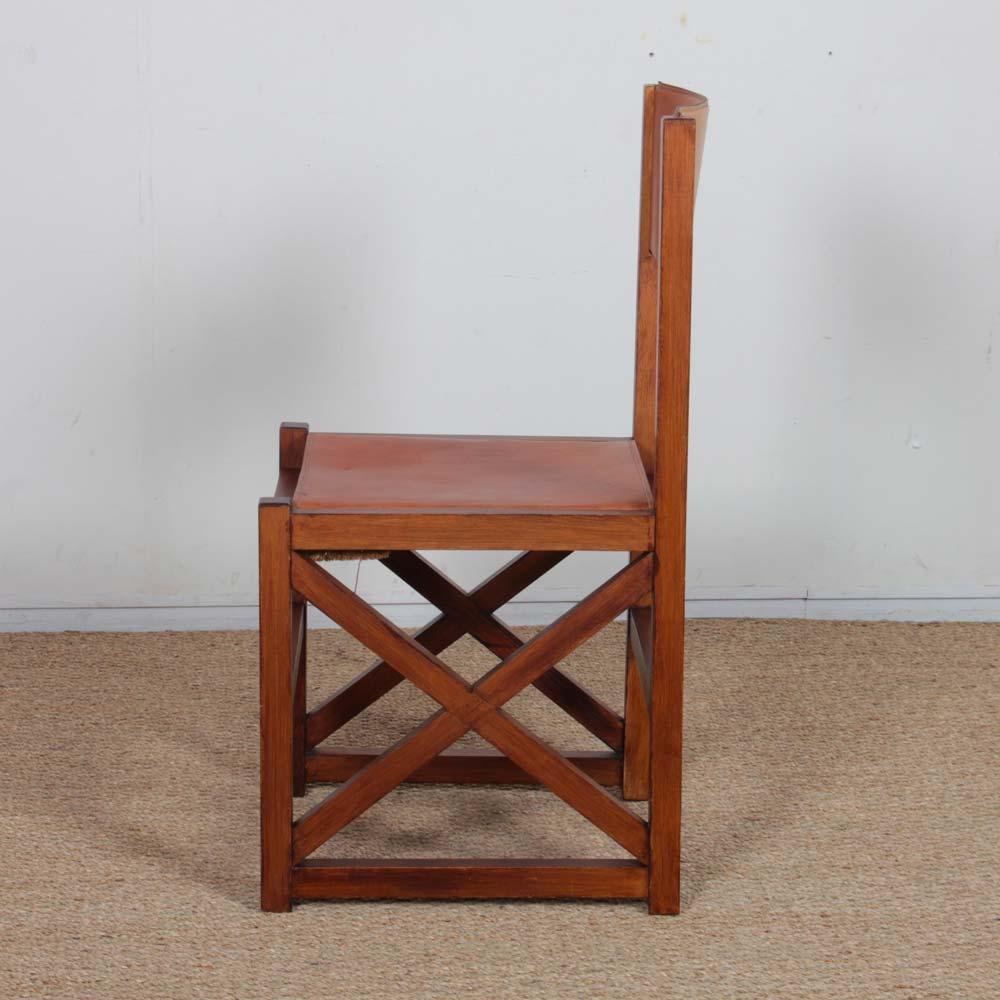 Vintage Stuhl aus Massivholz und Leder, 1980 im Angebot 2