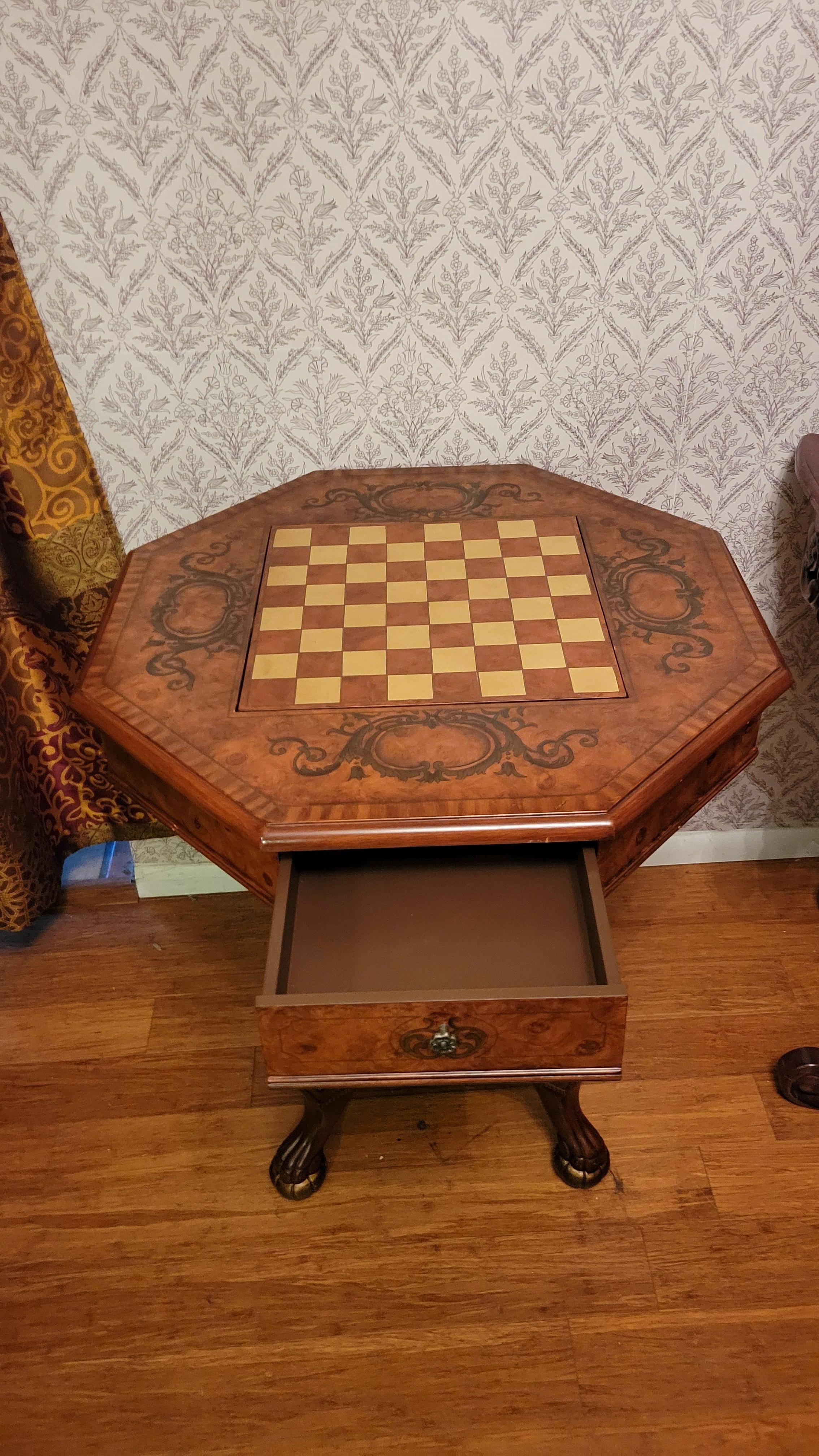 Bois Table de jeu d'échecs et de backgammon vintage en Wood Wood avec (2) tiroirs en vente