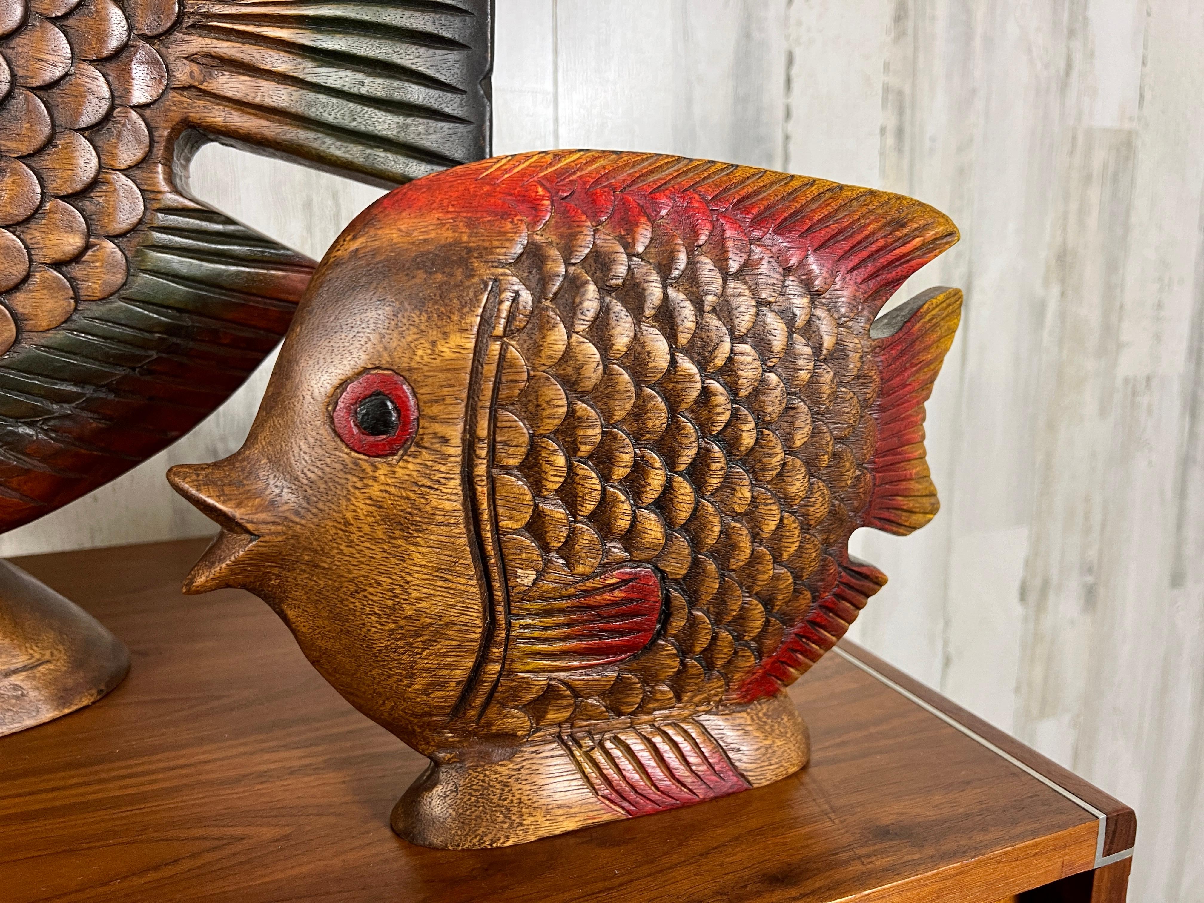 Vintage Solid Wood Hand -Carved Koi Fish In Good Condition For Sale In Denton, TX