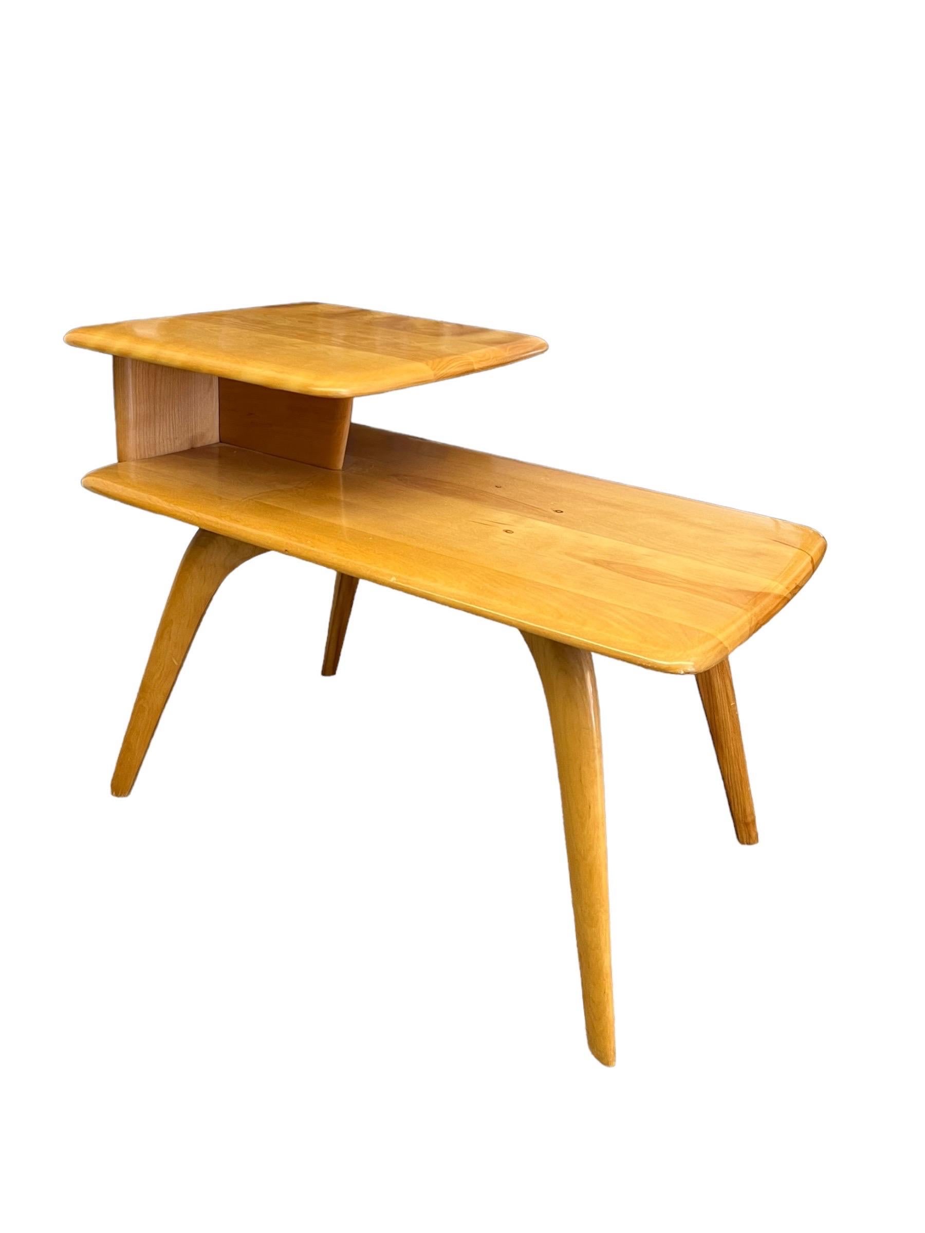 Late 20th Century Vintage Solid Wood Maple Mid Century Modern End Table Set by Heywood Wakefield.  For Sale