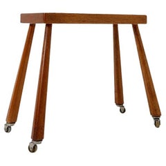 Vintage Massivholz Beistelltisch auf Rollen - 1960er Jahre