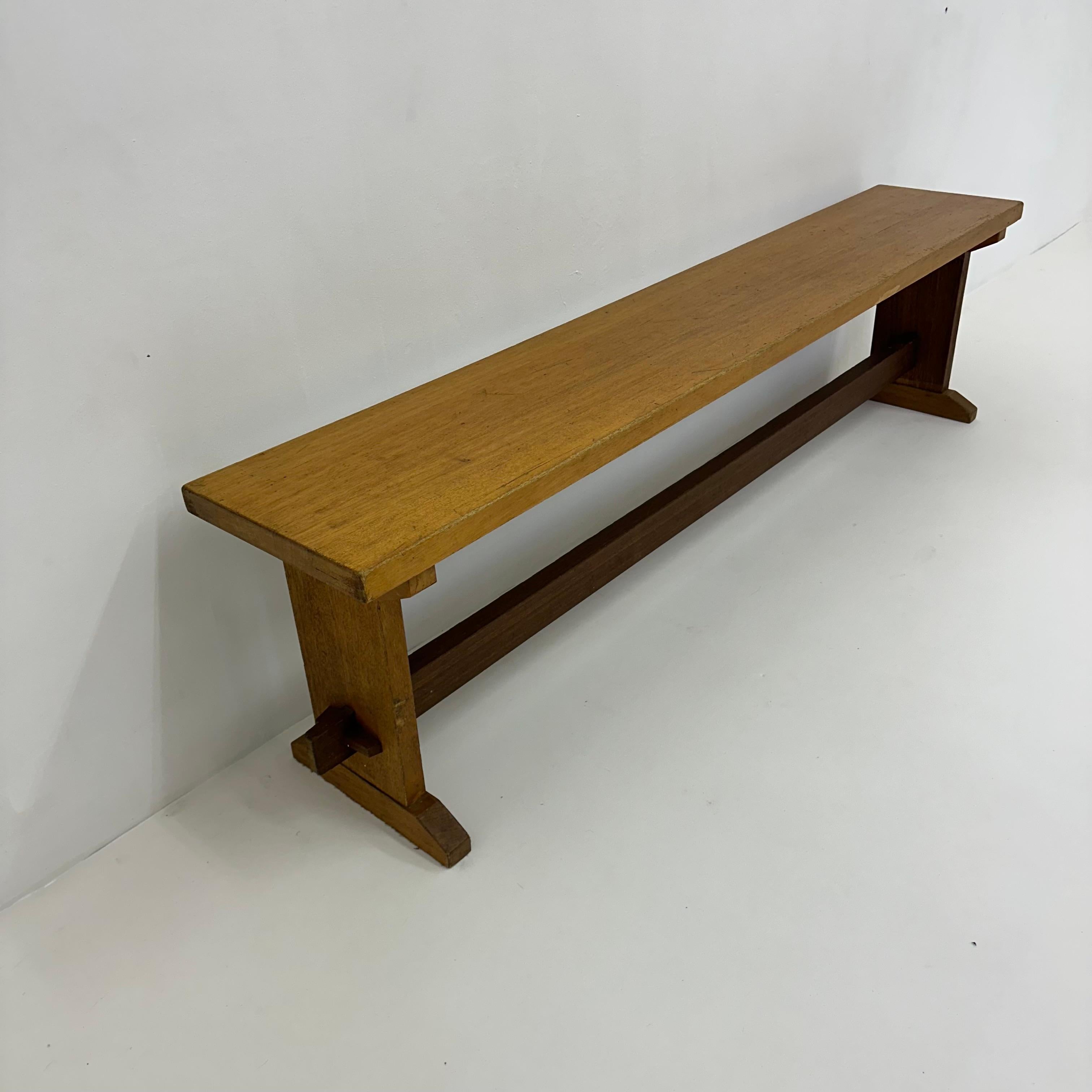 Banc vintage en bois massif, 1970 en vente 7