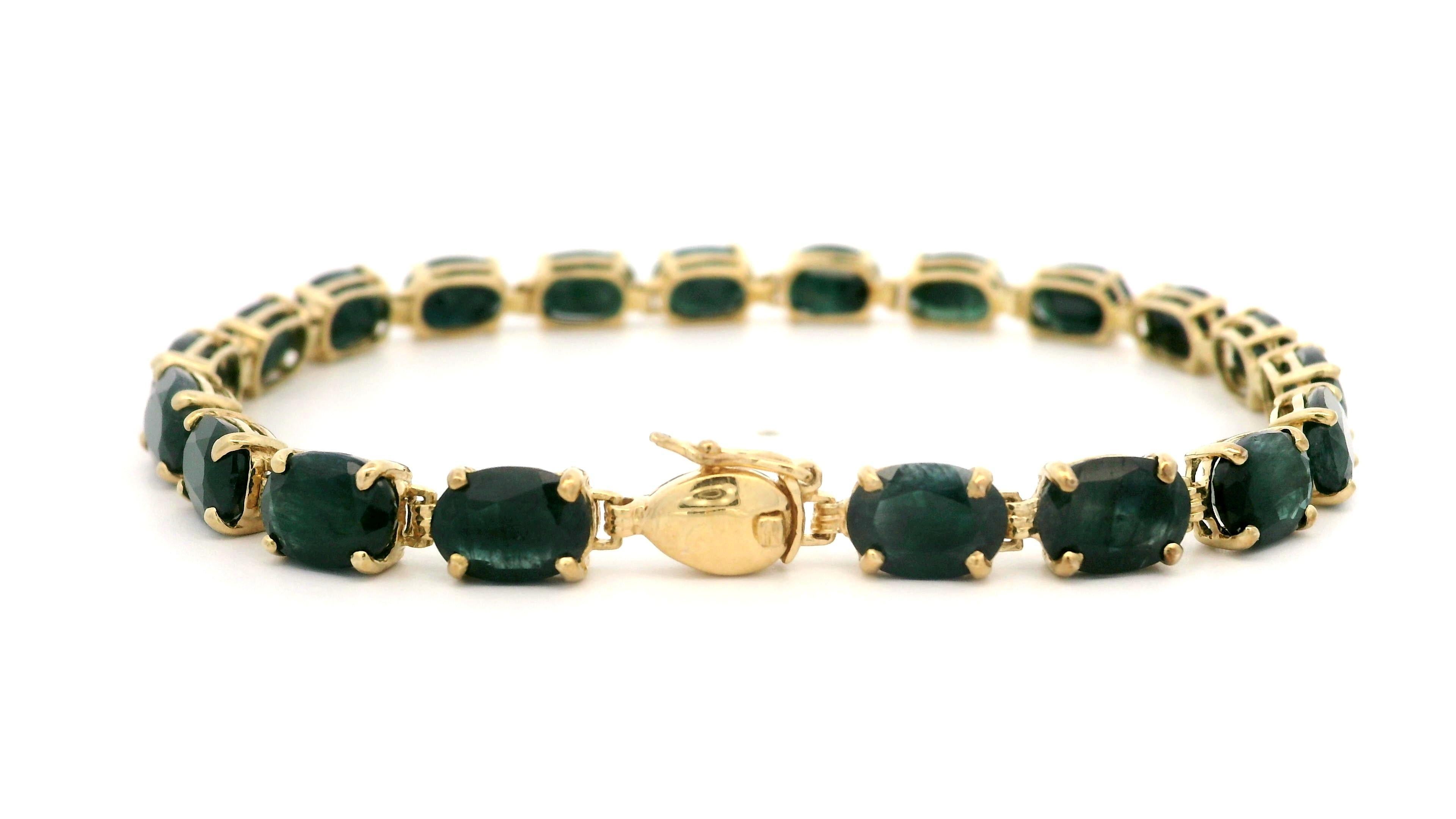 Pulsera de eslabones vintage de oro amarillo macizo con zafiro ovalado de 20 ctw en Bueno estado para la venta en Montclair, NJ