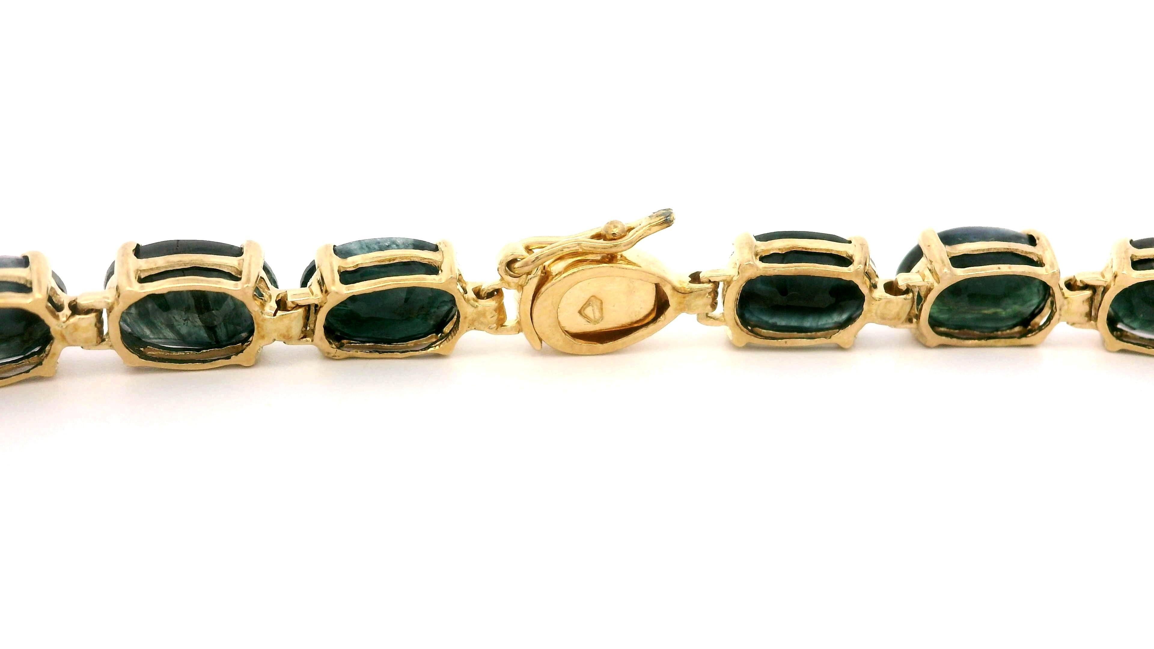 De las mujeres Pulsera de eslabones vintage de oro amarillo macizo con zafiro ovalado de 20 ctw en venta