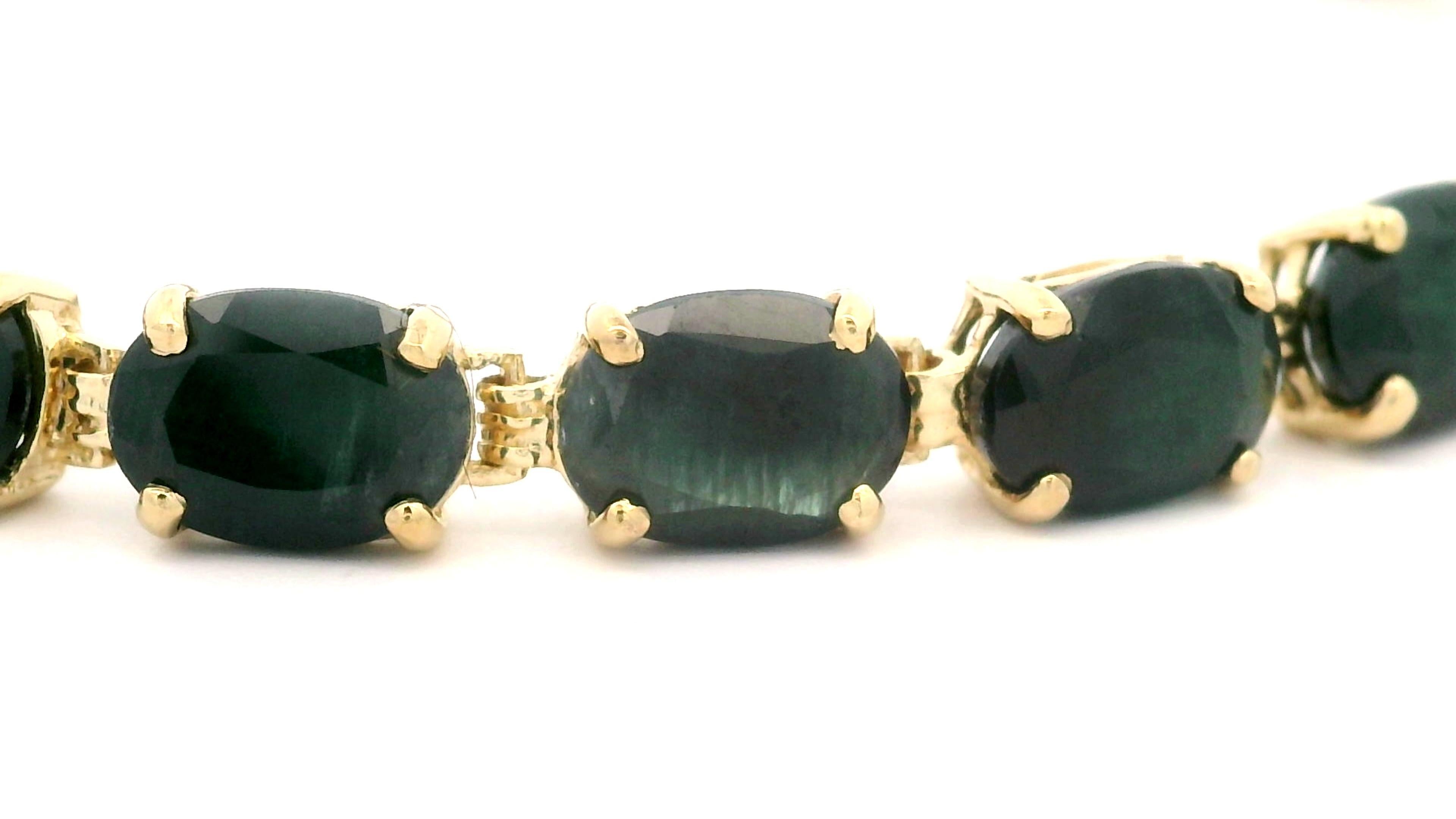 Pulsera de eslabones vintage de oro amarillo macizo con zafiro ovalado de 20 ctw en venta 4