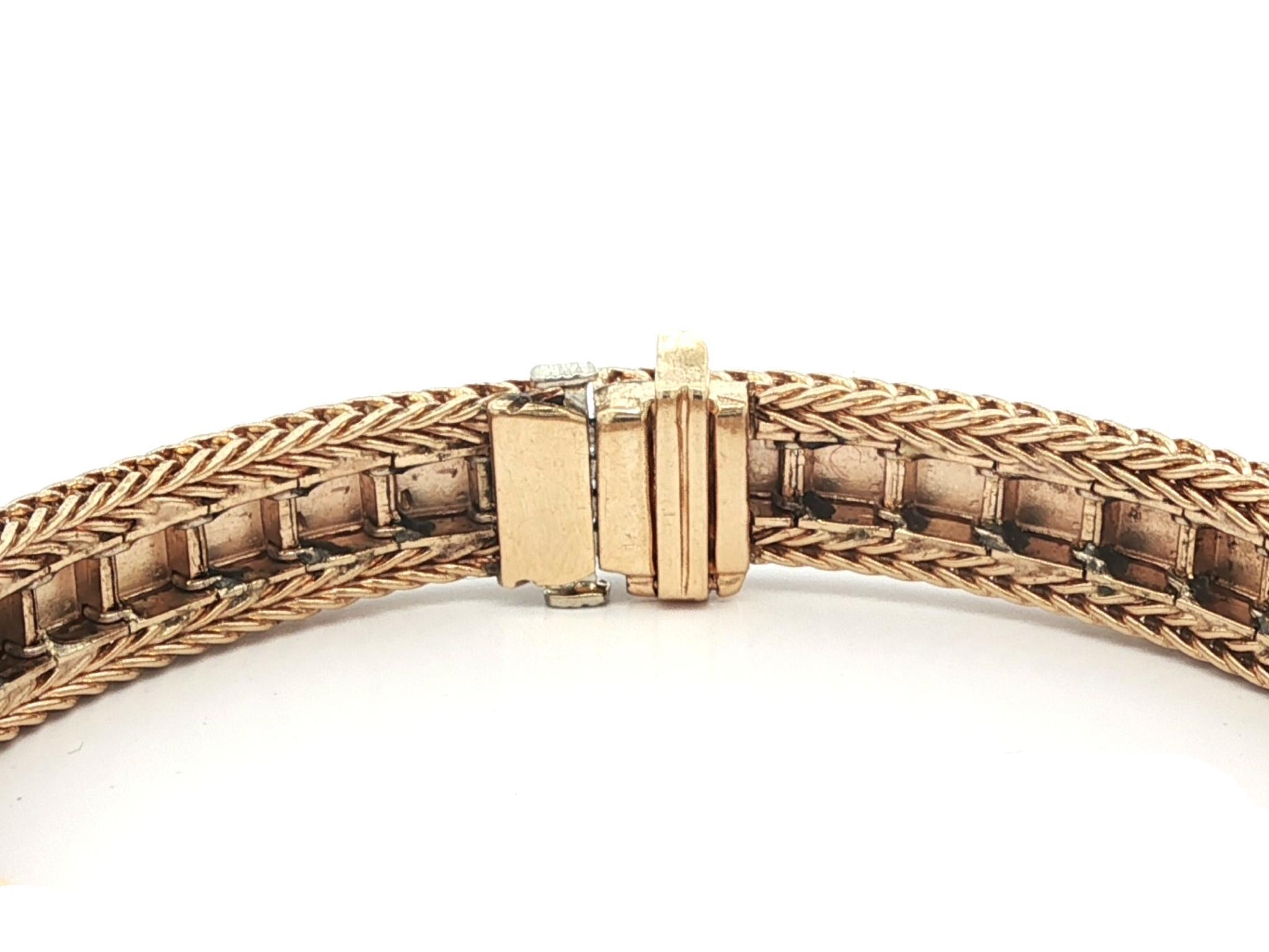 Vintage Solid Yellow Gold Diamond Articulating Links Wheat Chain Bracelet de chaîne de blé à maillons articulés en vente 2