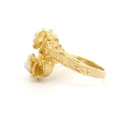 Vintage Solid Yellow Gold Round Cabochon Opal Textured Floral Bypass Ring
