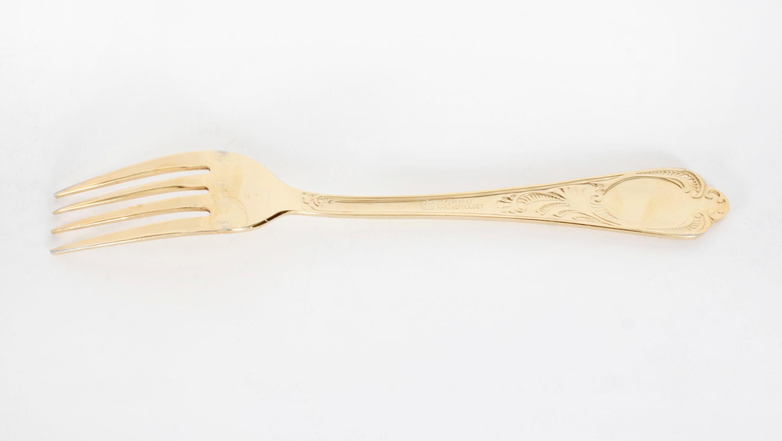 Solingen 69 pièces de couverts de canteen plaqué or 20ème siècle en vente 4