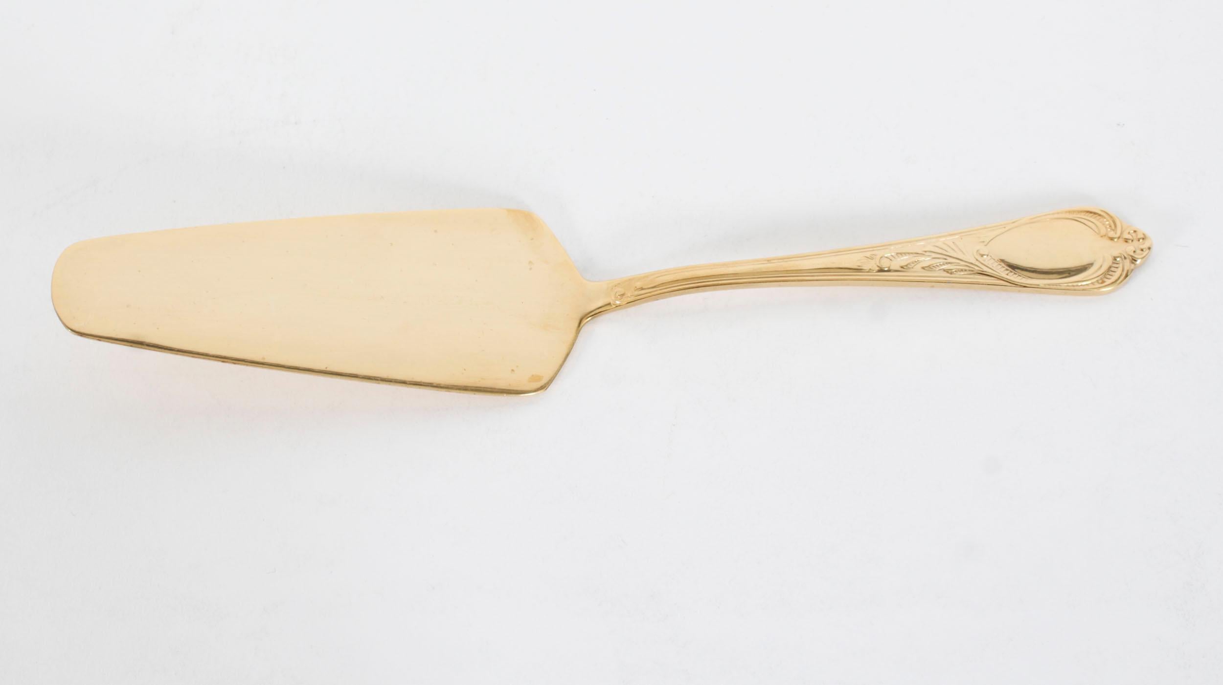 Solingen 69 pièces de couverts de canteen plaqué or 20ème siècle en vente 6